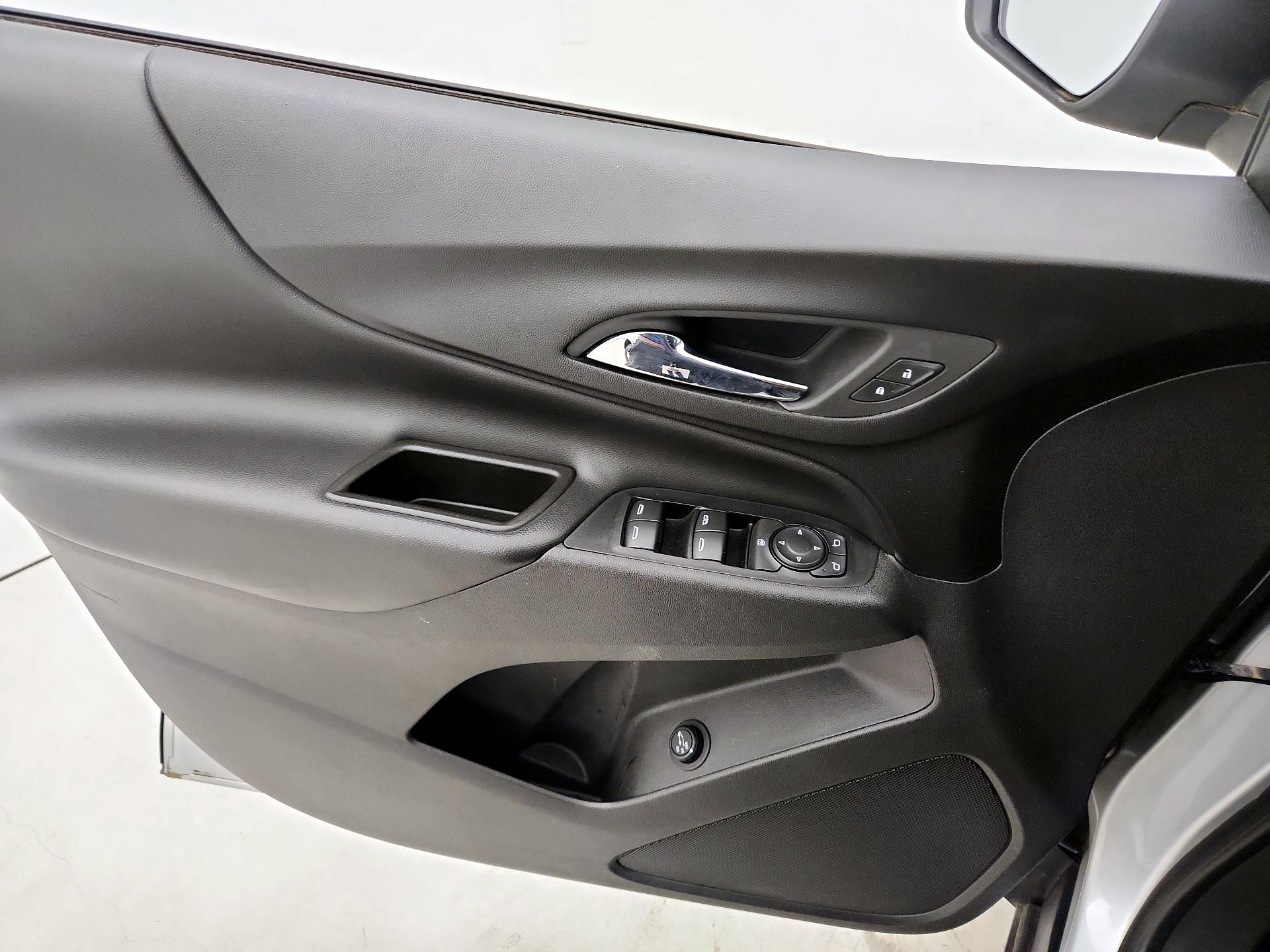 Thumbnail: 2020 Chevrolet Equinox - 12