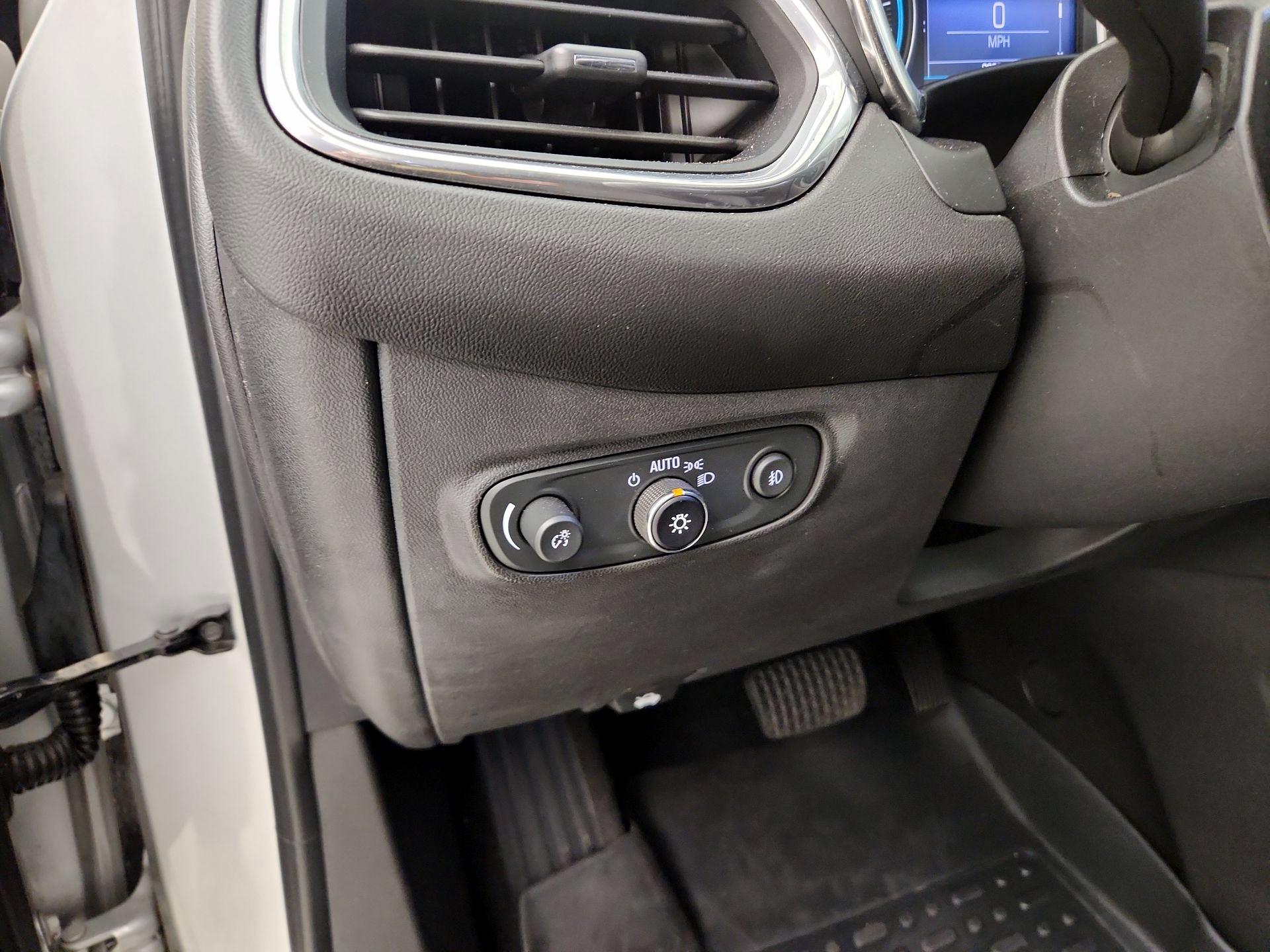 Thumbnail: 2020 Chevrolet Equinox - 13
