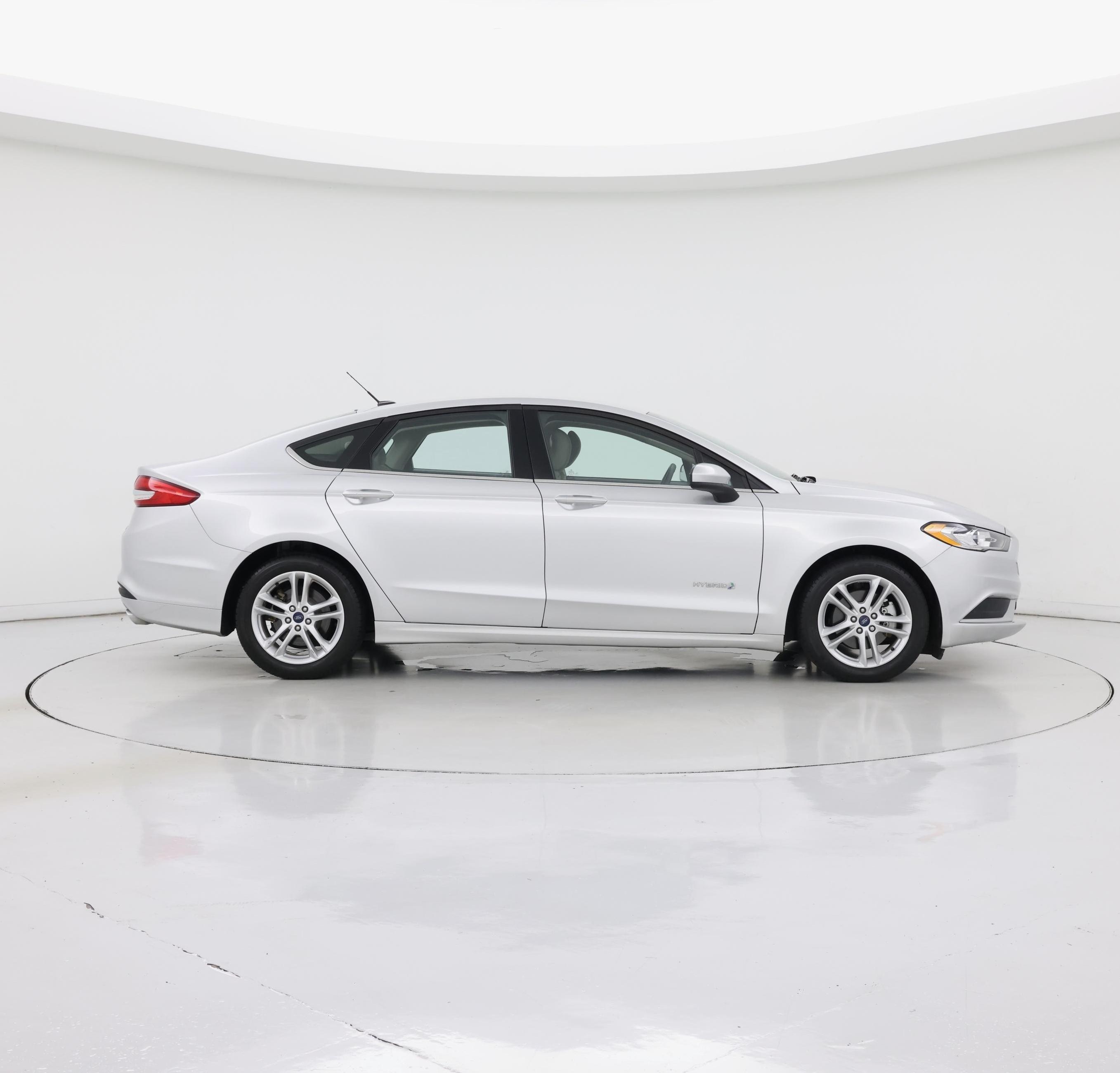 Thumbnail: 2018 Ford Fusion - 7