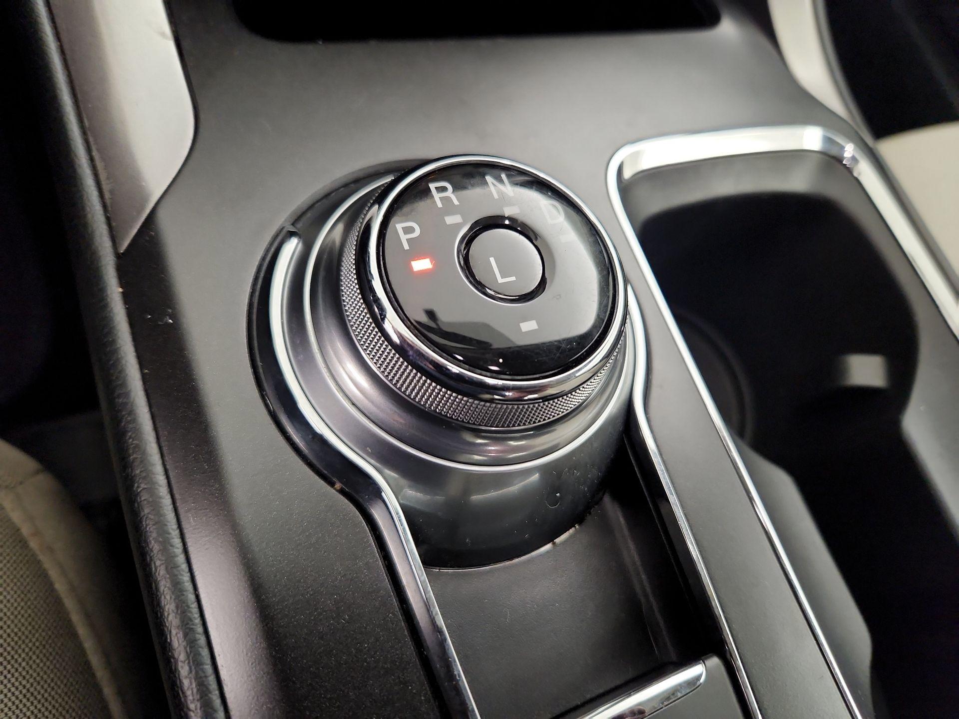 Thumbnail: 2018 Ford Fusion - 17