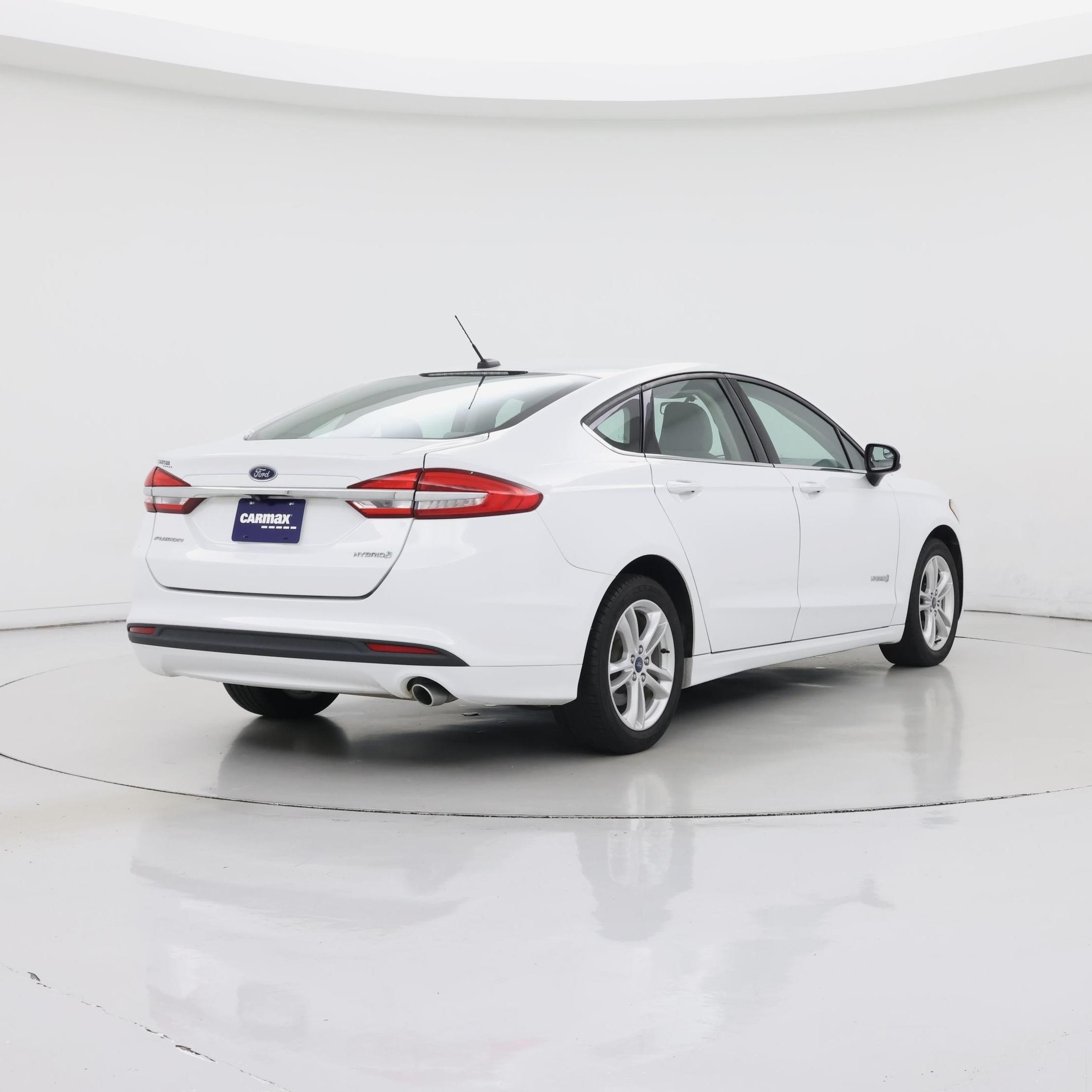 Thumbnail: 2018 Ford Fusion - 8