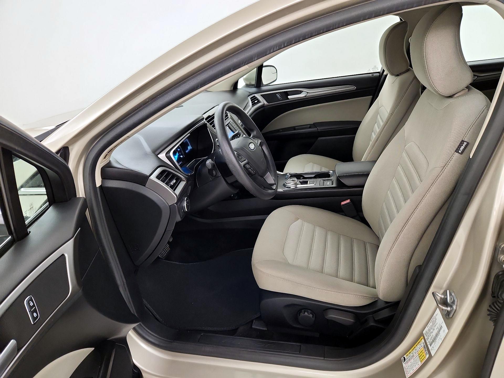 Thumbnail: 2018 Ford Fusion - 11