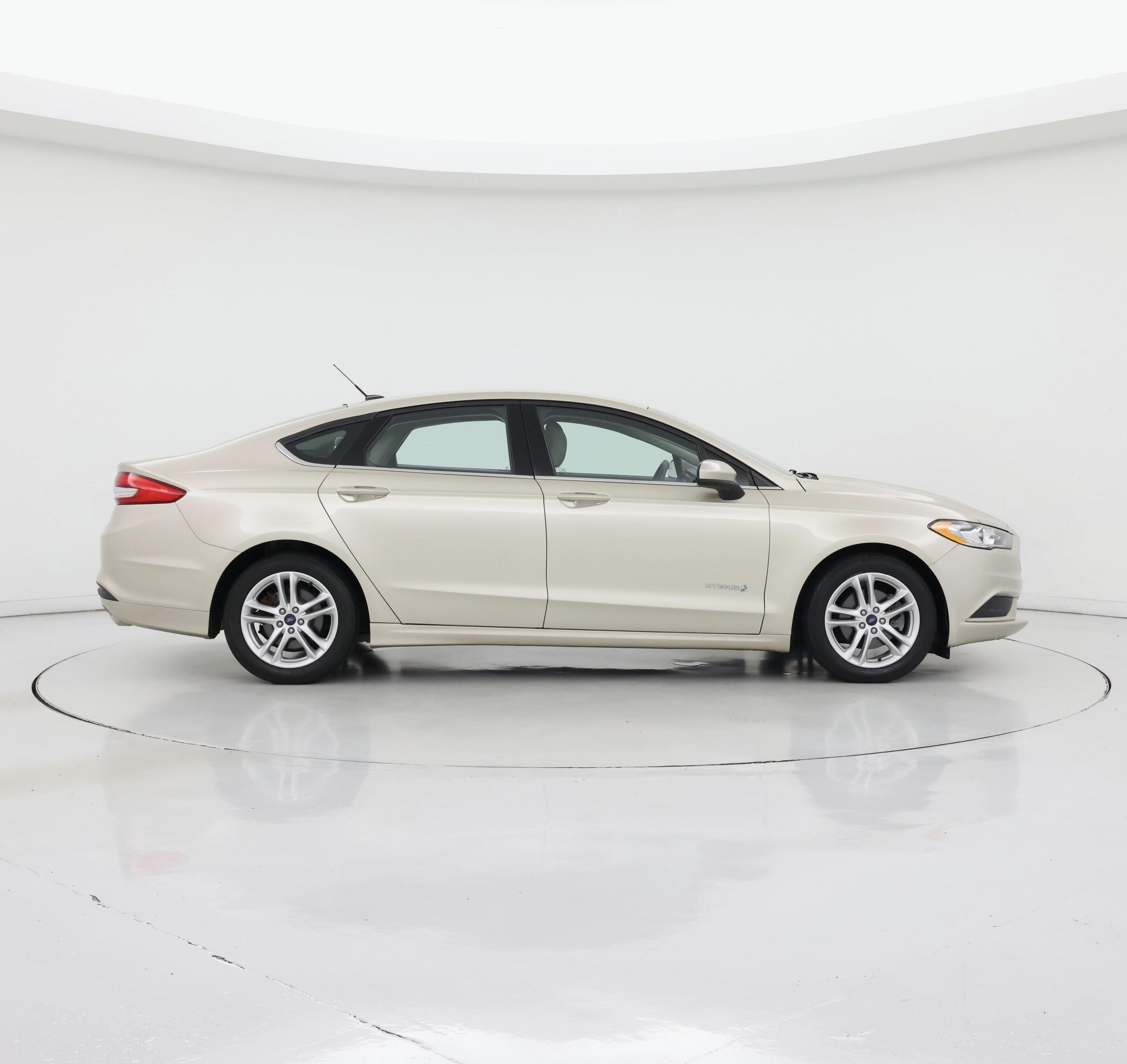 Thumbnail: 2018 Ford Fusion - 7