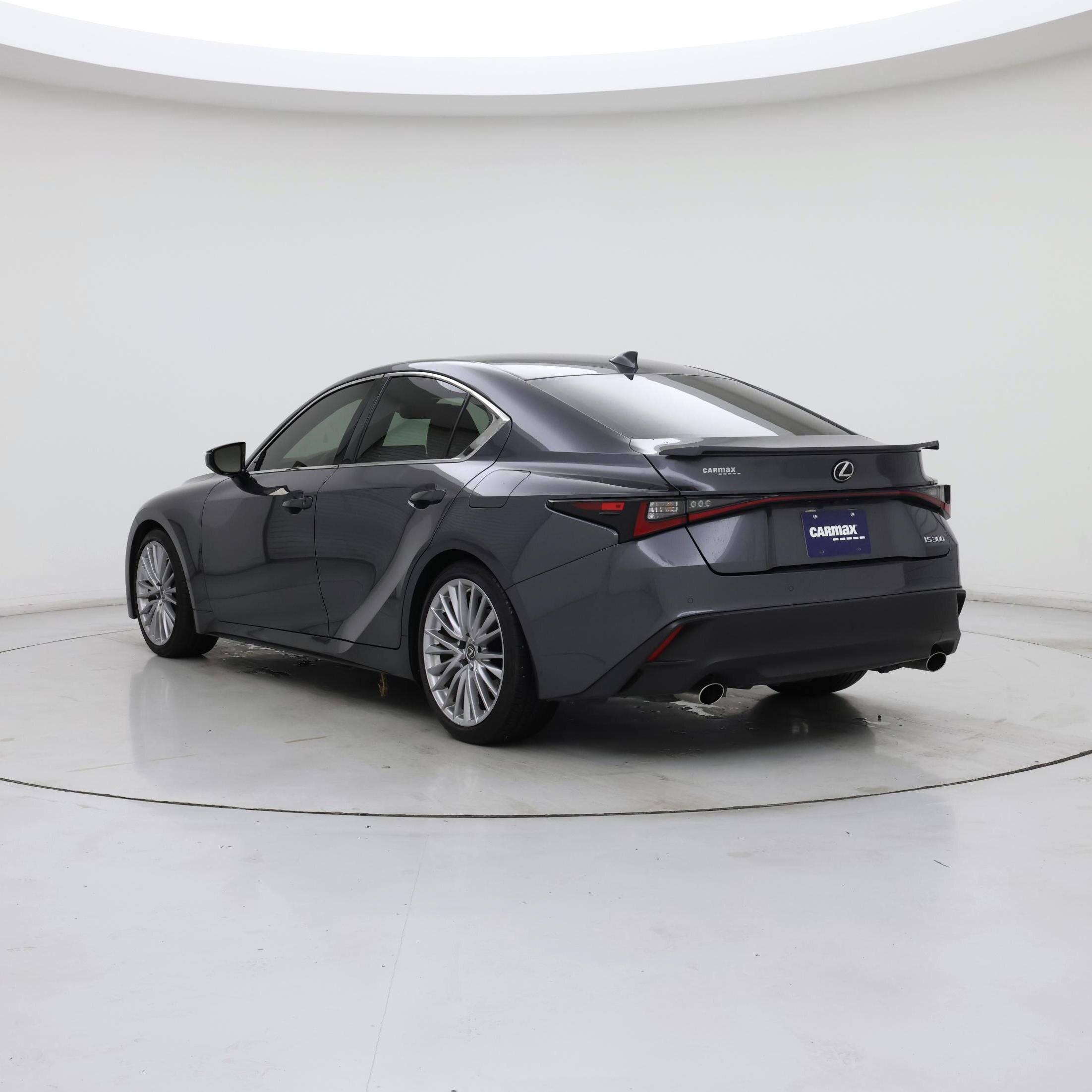 Thumbnail: 2022 Lexus IS - 2