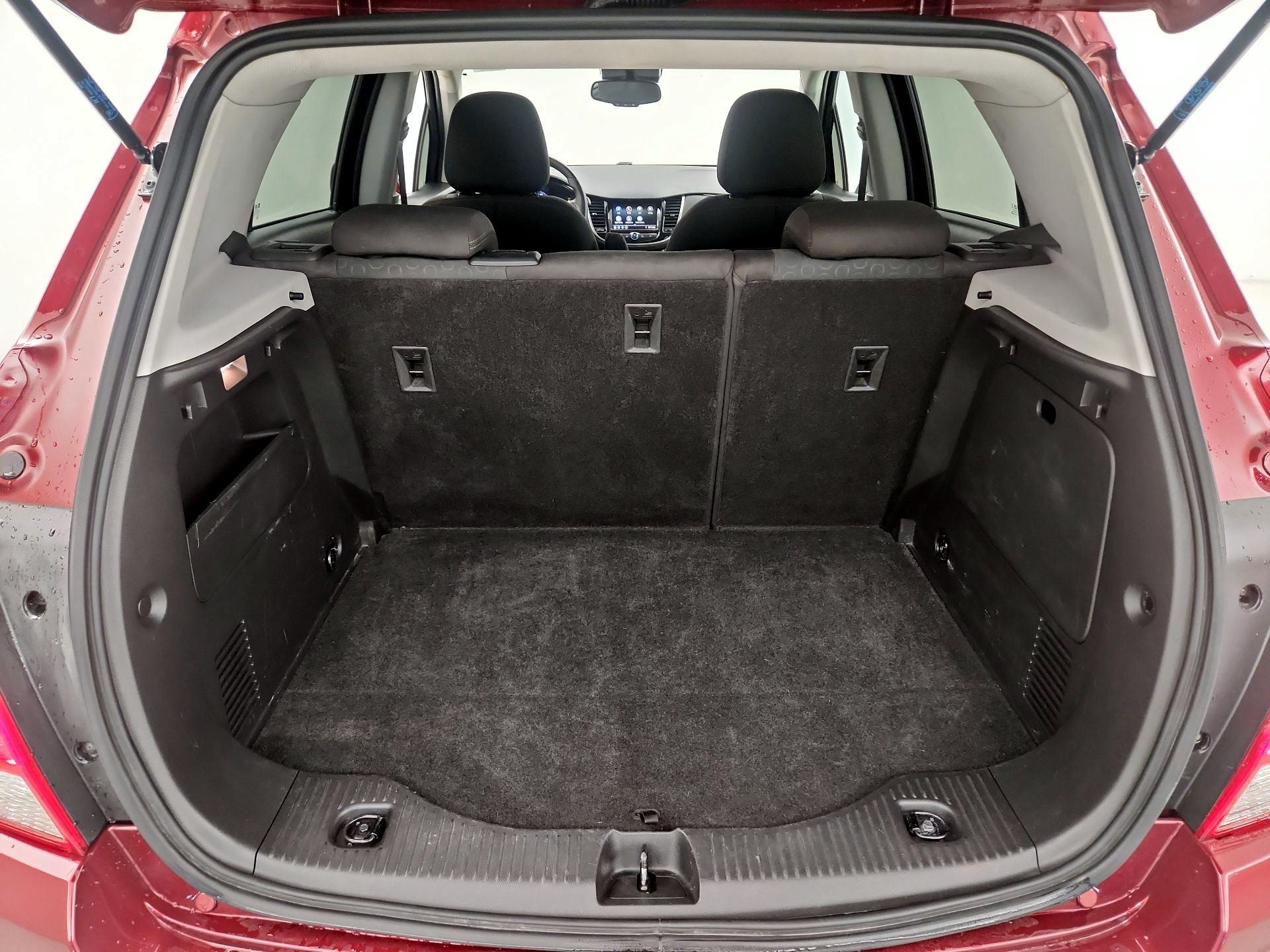 Thumbnail: 2021 Chevrolet Trax - 16
