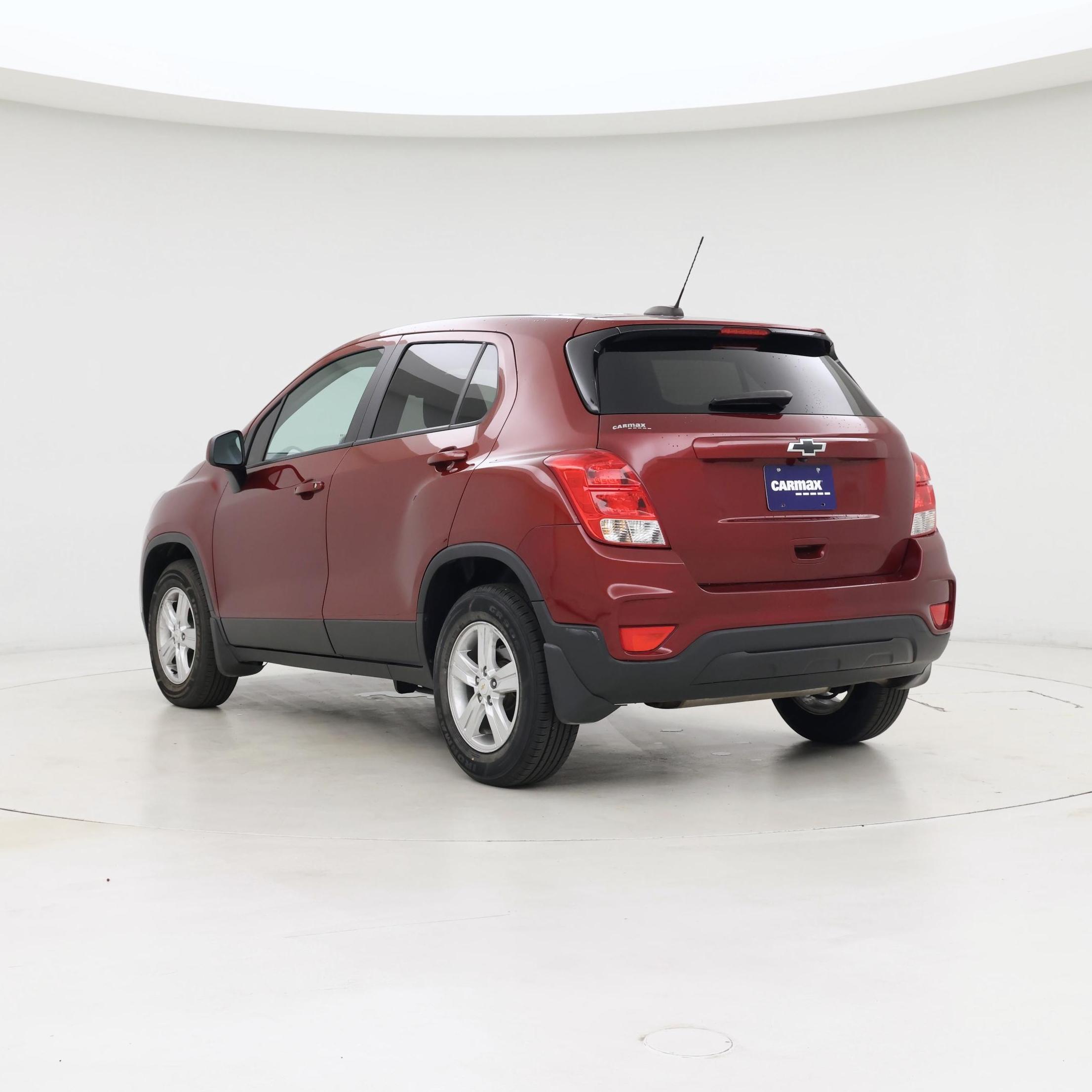 Thumbnail: 2021 Chevrolet Trax - 2