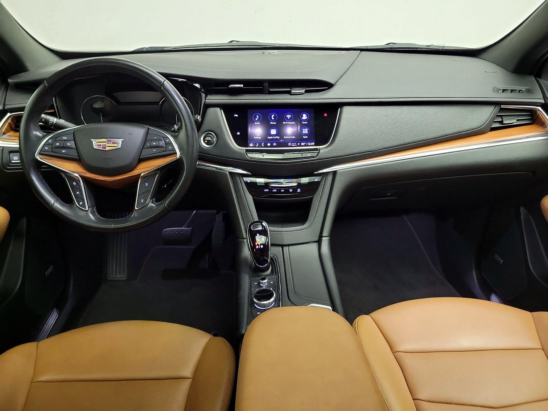 Thumbnail: 2022 Cadillac XT5 - 9