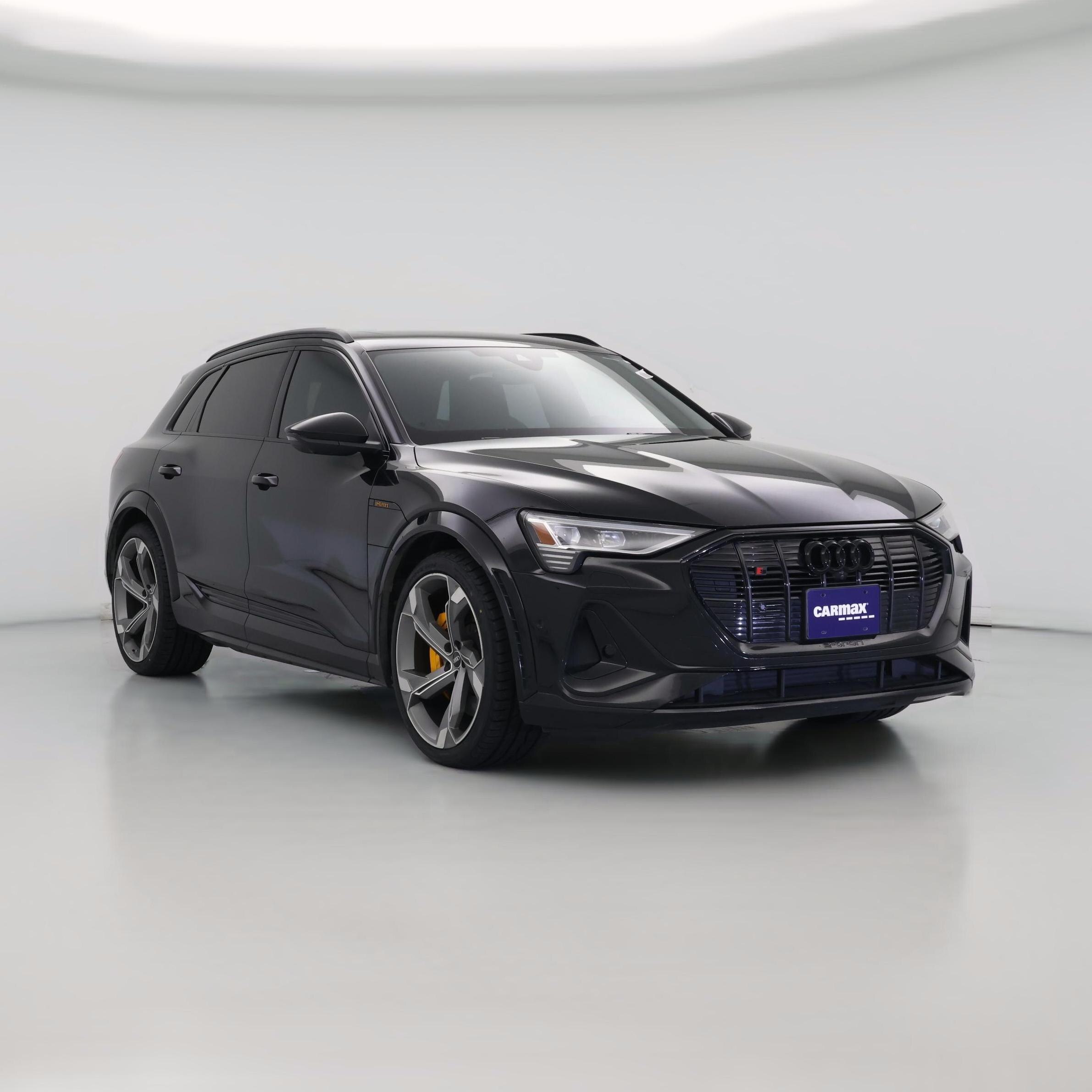 Thumbnail: 2022 Audi e-tron S - 1