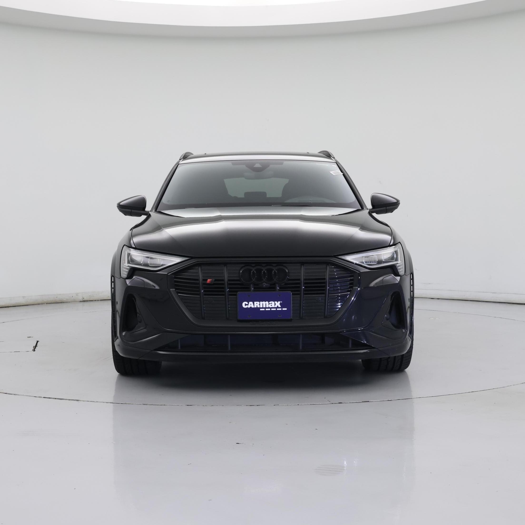 Thumbnail: 2022 Audi e-tron S - 5