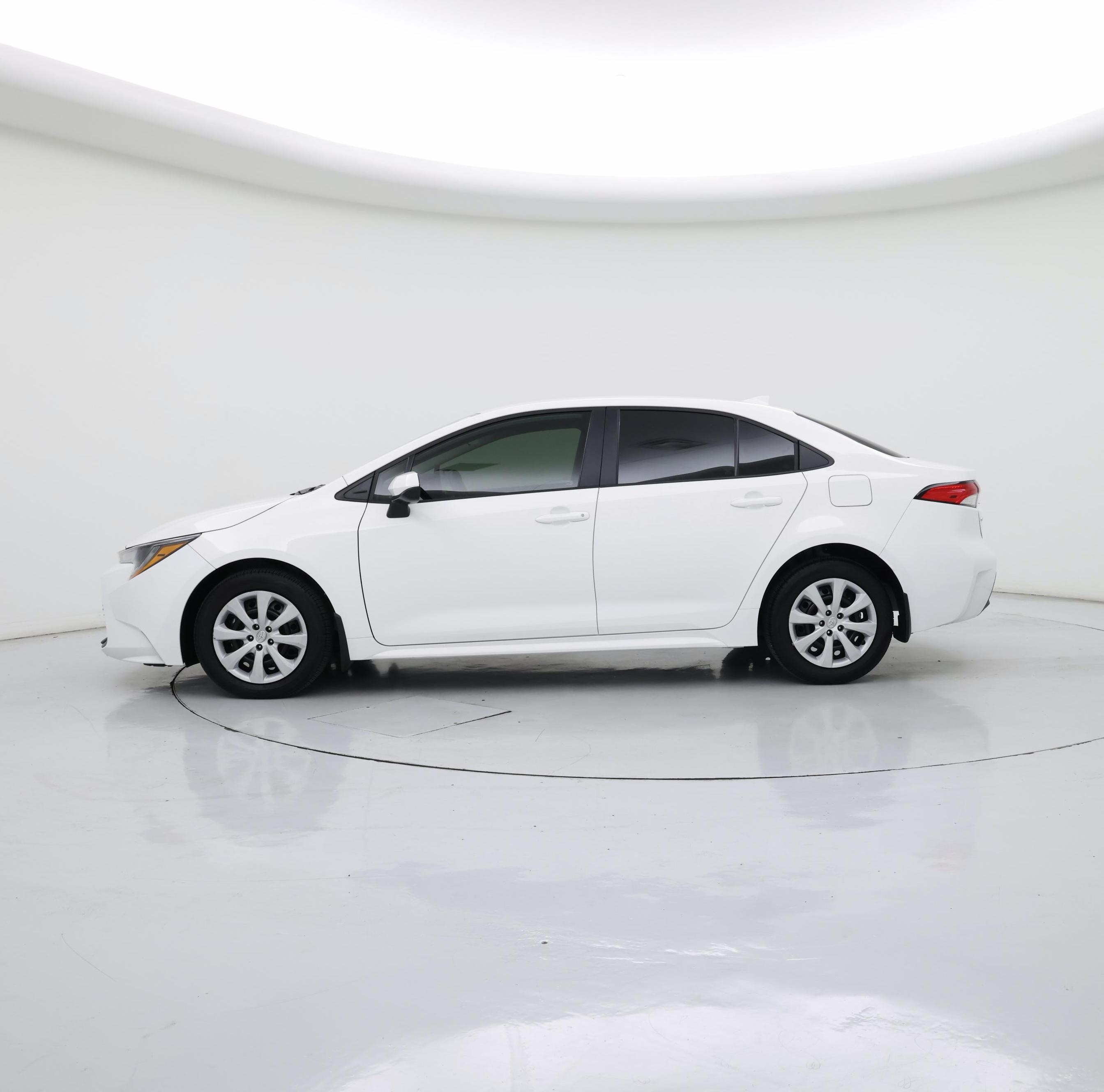 Thumbnail: 2024 Toyota Corolla - 3