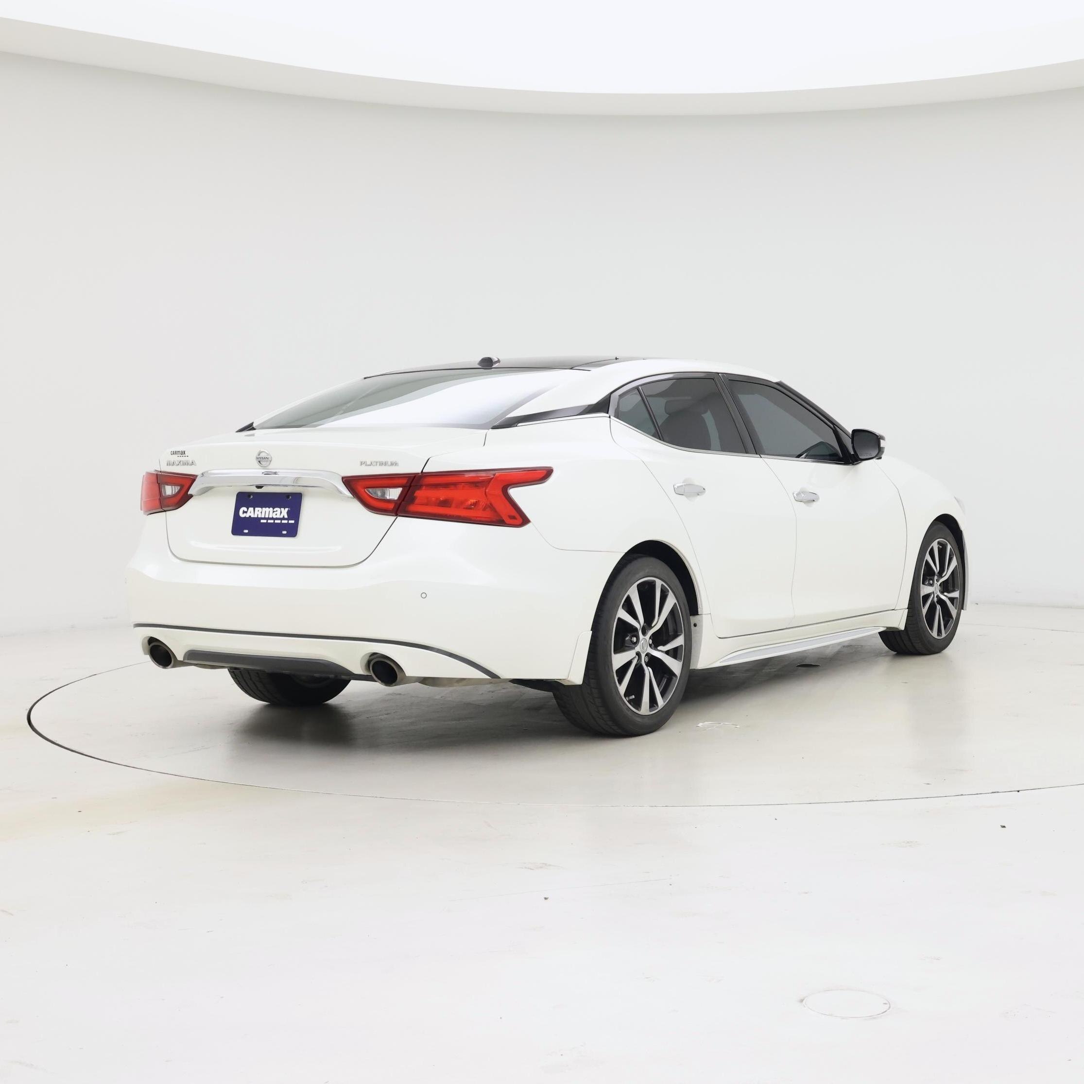 Thumbnail: 2016 Nissan Maxima - 8