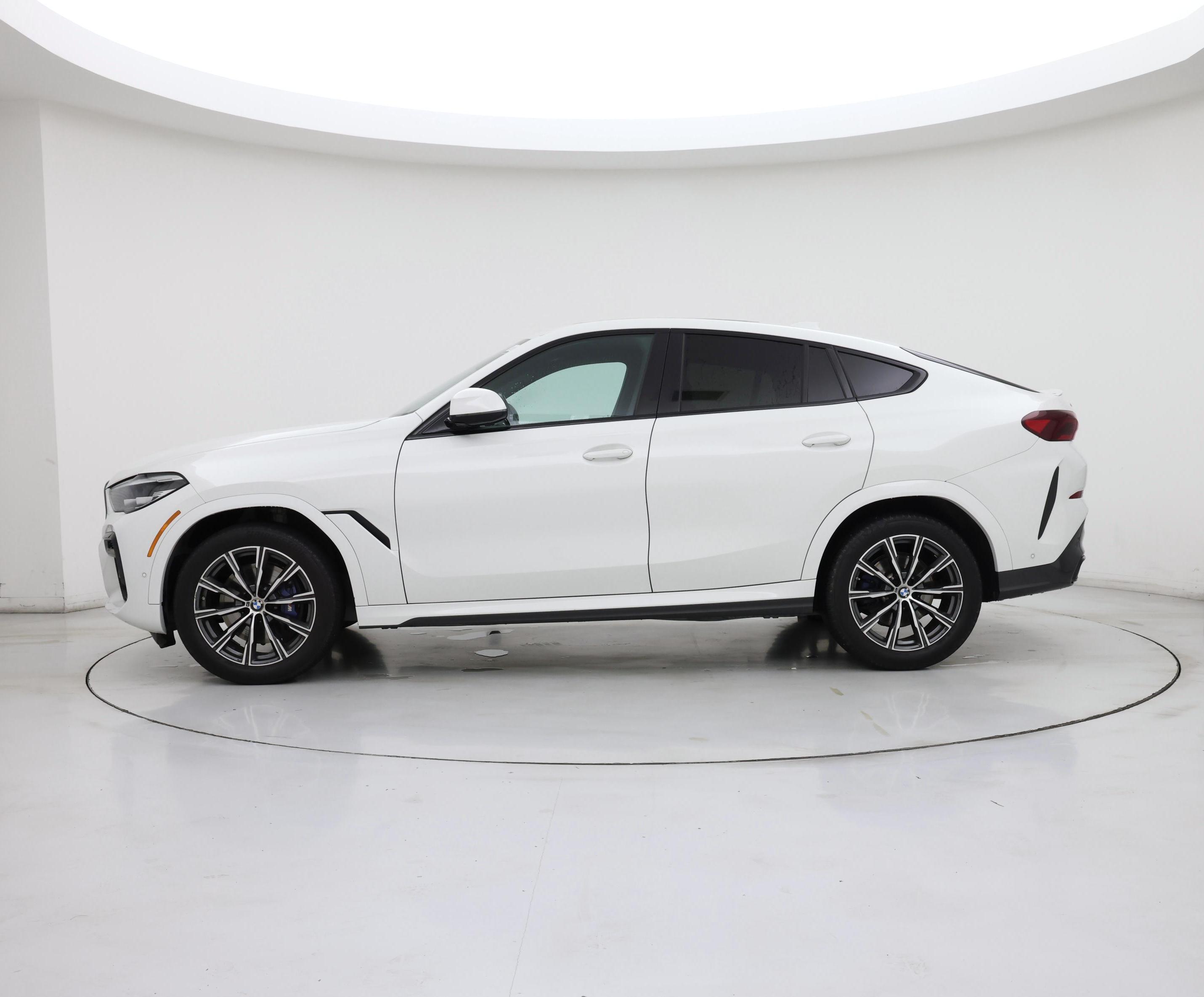 Thumbnail: 2023 BMW X6 - 3