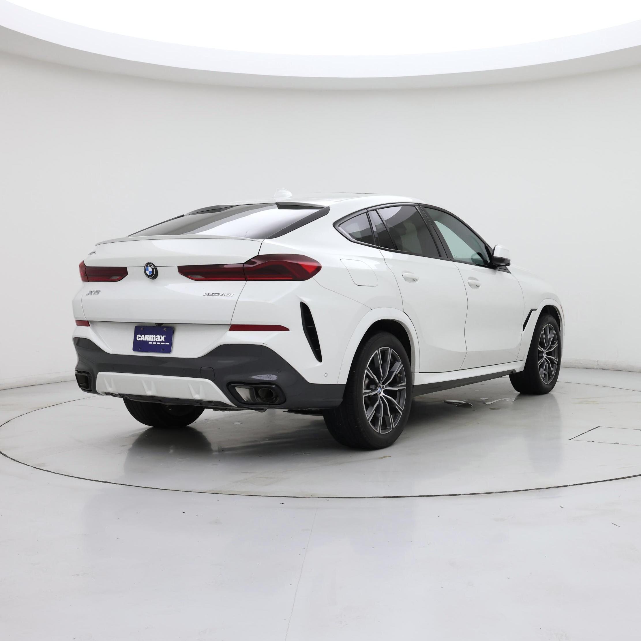 Thumbnail: 2023 BMW X6 - 8