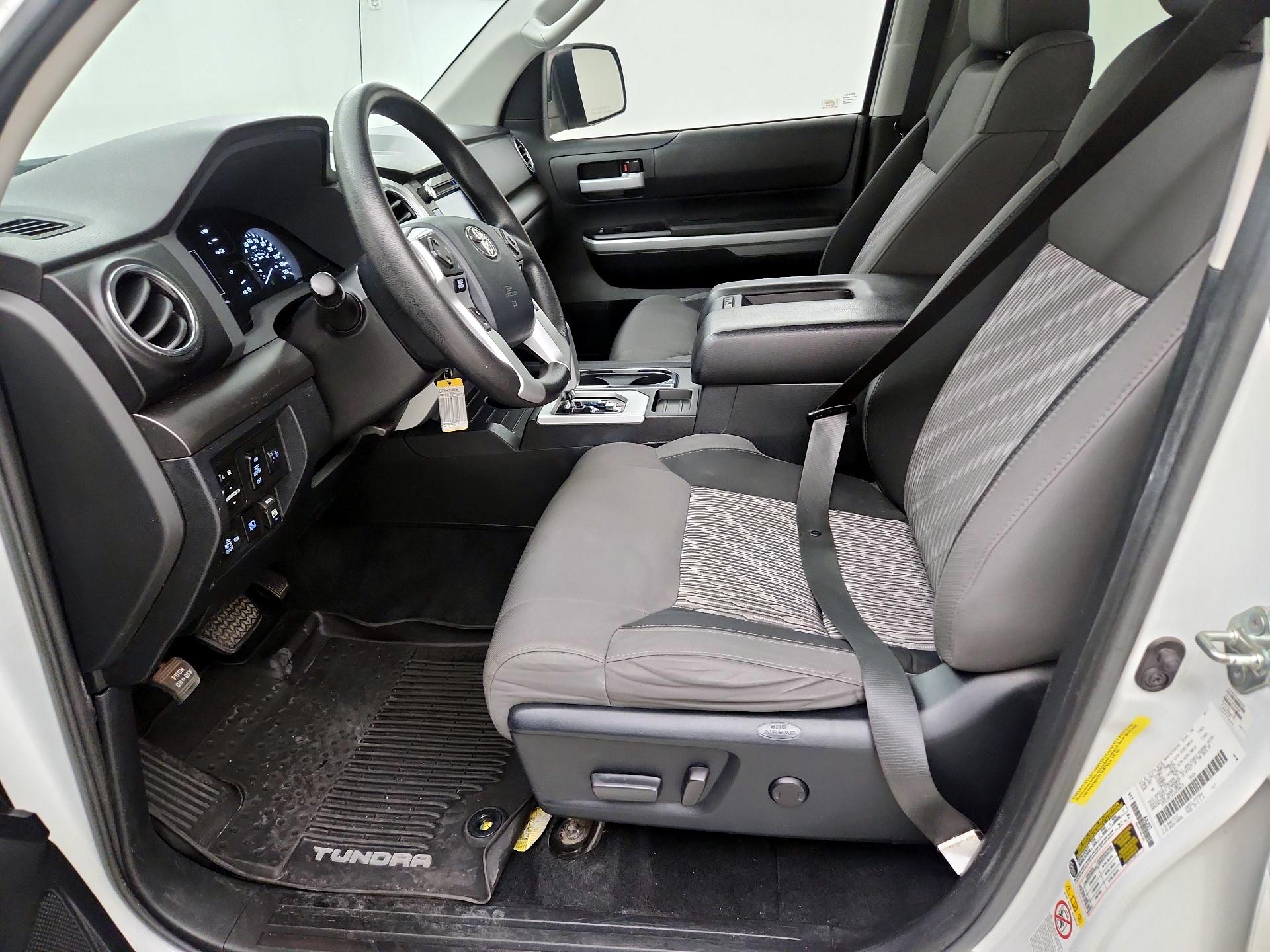 Thumbnail: 2018 Toyota Tundra - 11