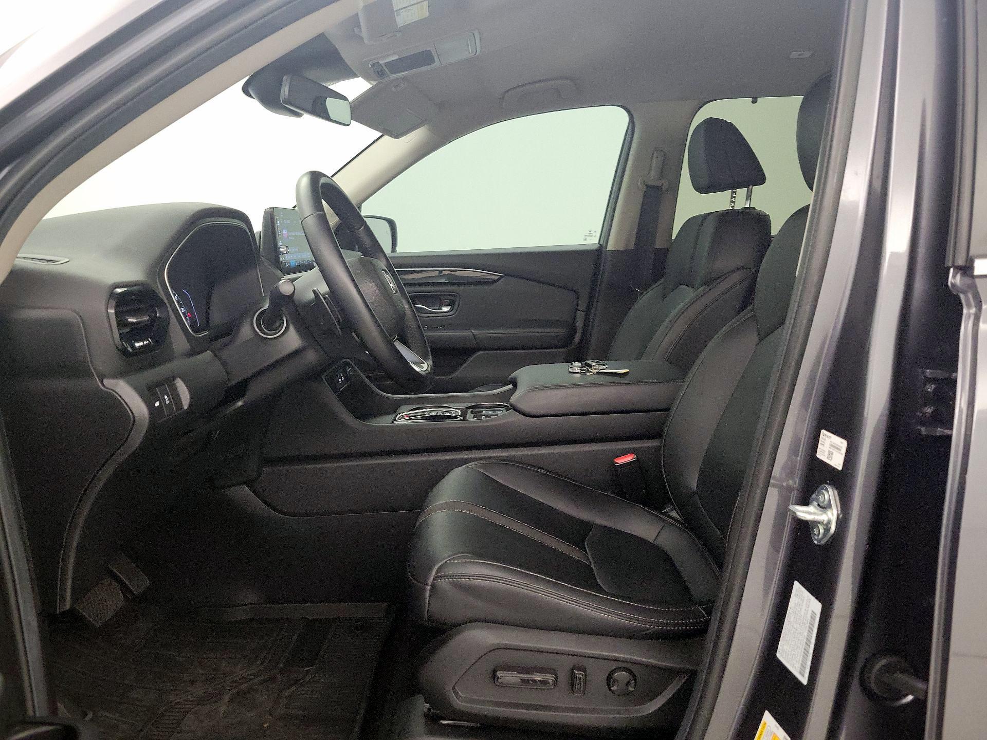Thumbnail: 2025 Honda Pilot - 11