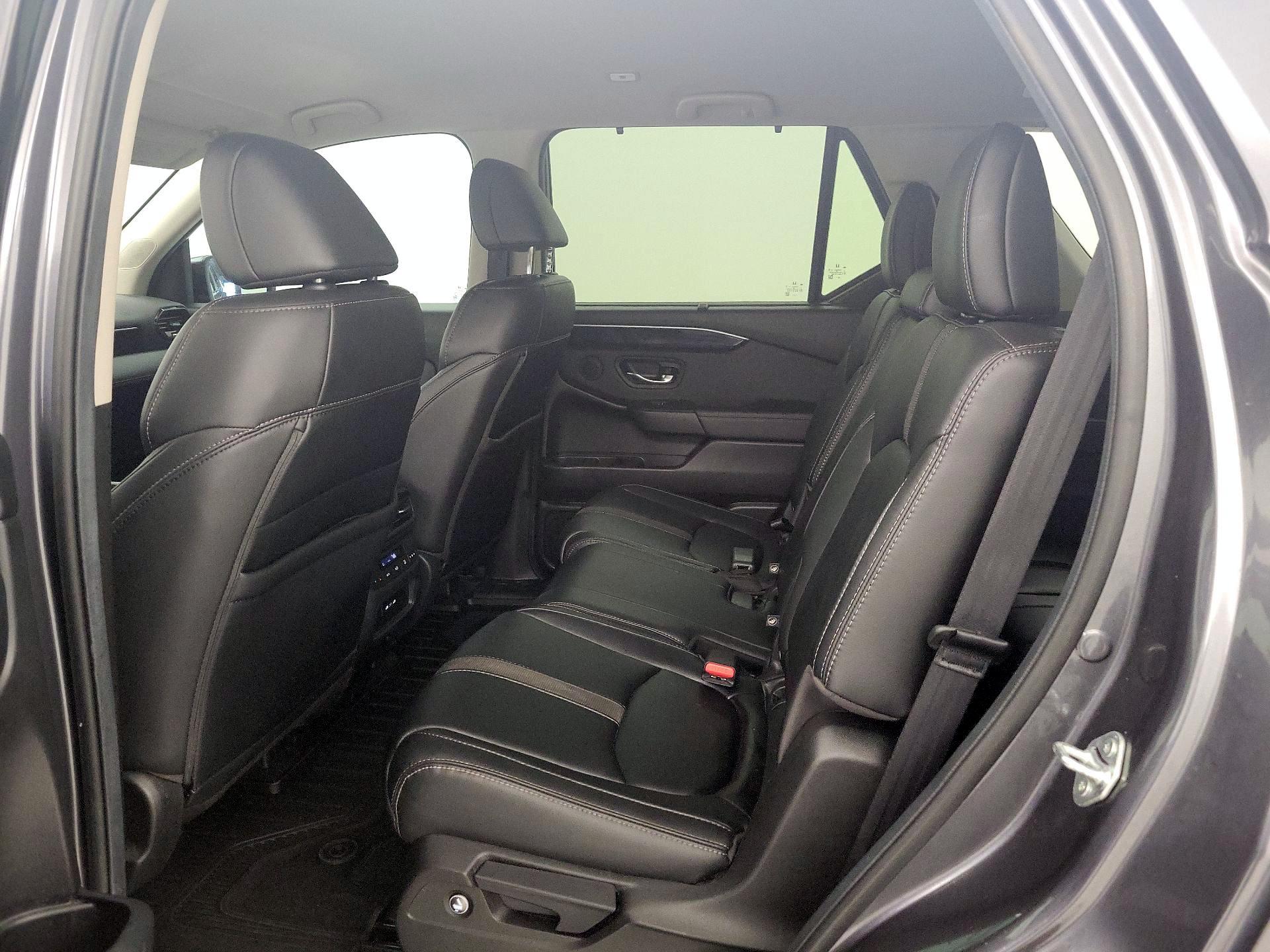 Thumbnail: 2025 Honda Pilot - 18