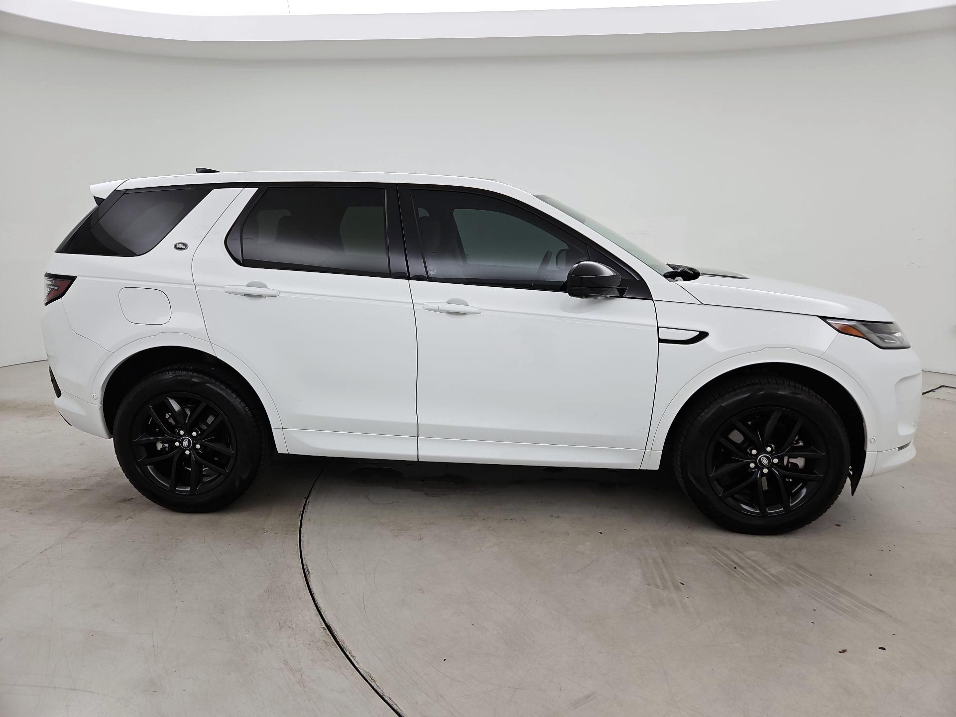 Thumbnail: 2025 Land Rover Discovery Sport - 4