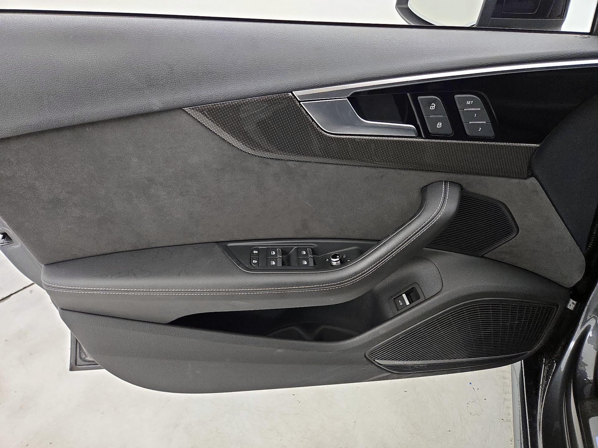Thumbnail: 2020 Audi S4 - 12