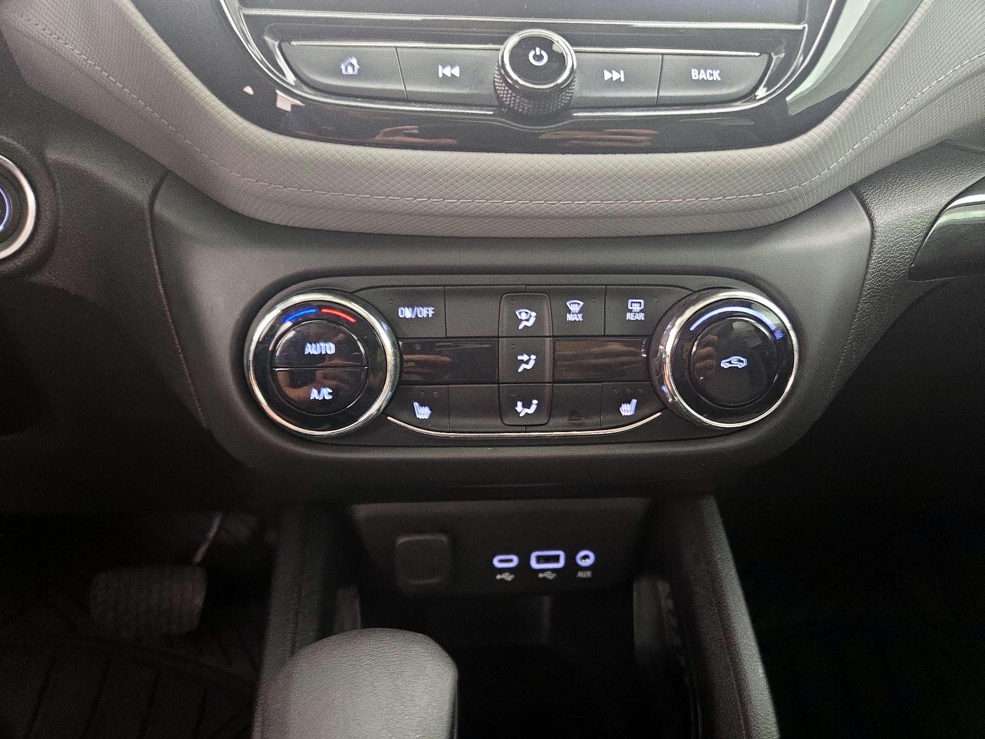 Thumbnail: 2021 Chevrolet TrailBlazer - 16