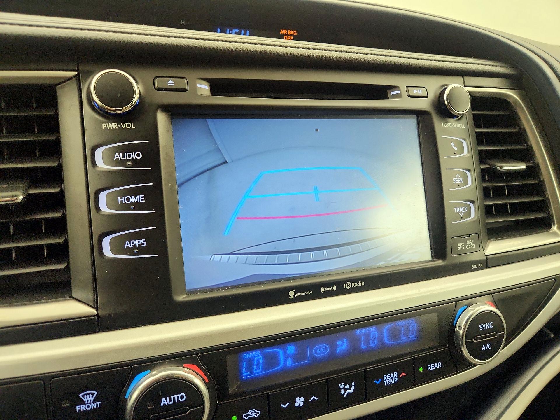 Thumbnail: 2016 Toyota Highlander - 15