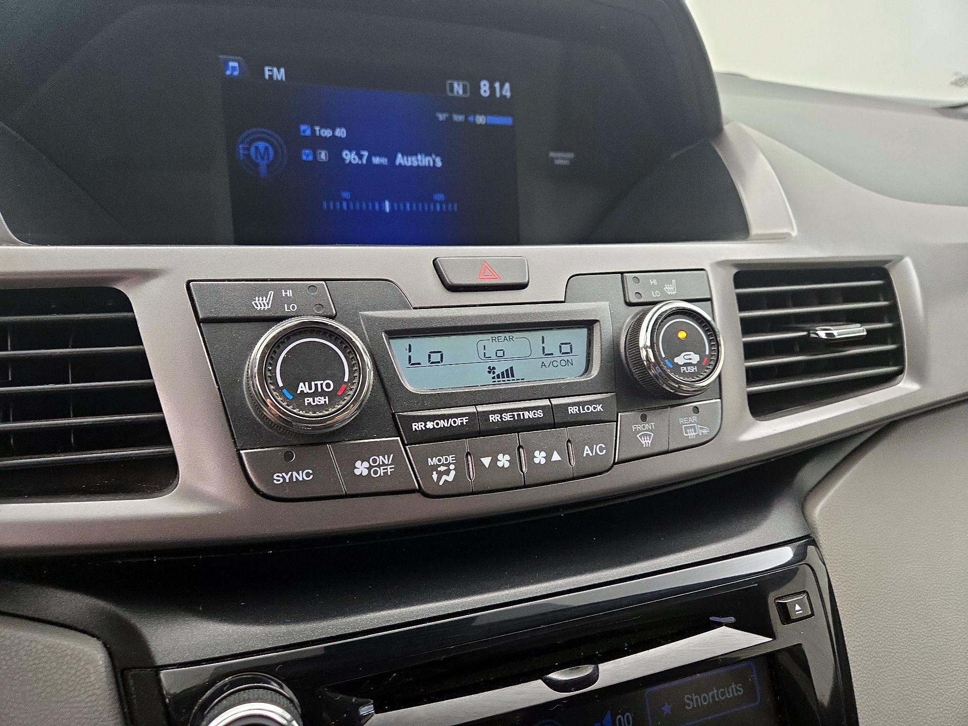 Thumbnail: 2016 Honda Odyssey - 16