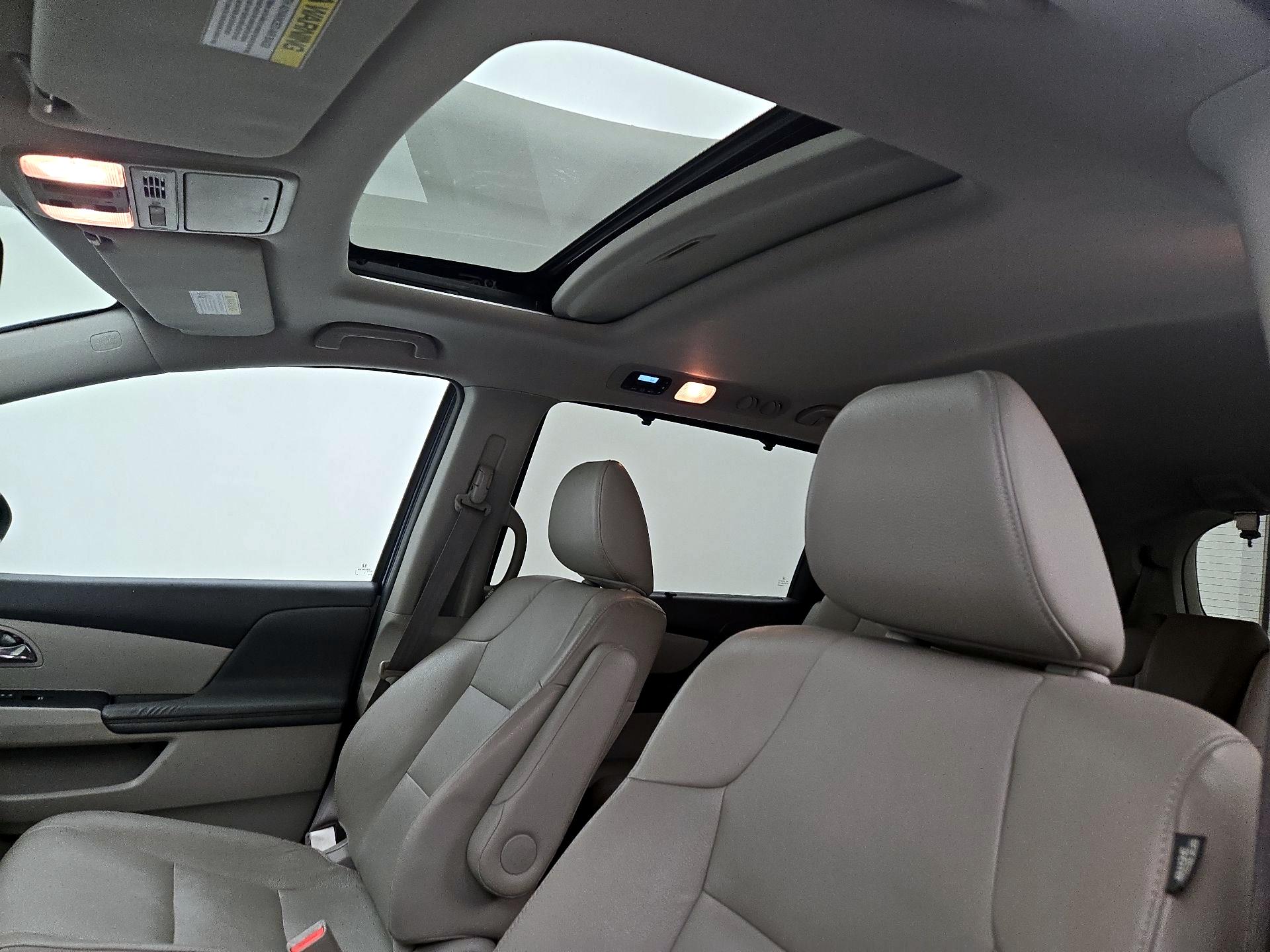 Thumbnail: 2016 Honda Odyssey - 19