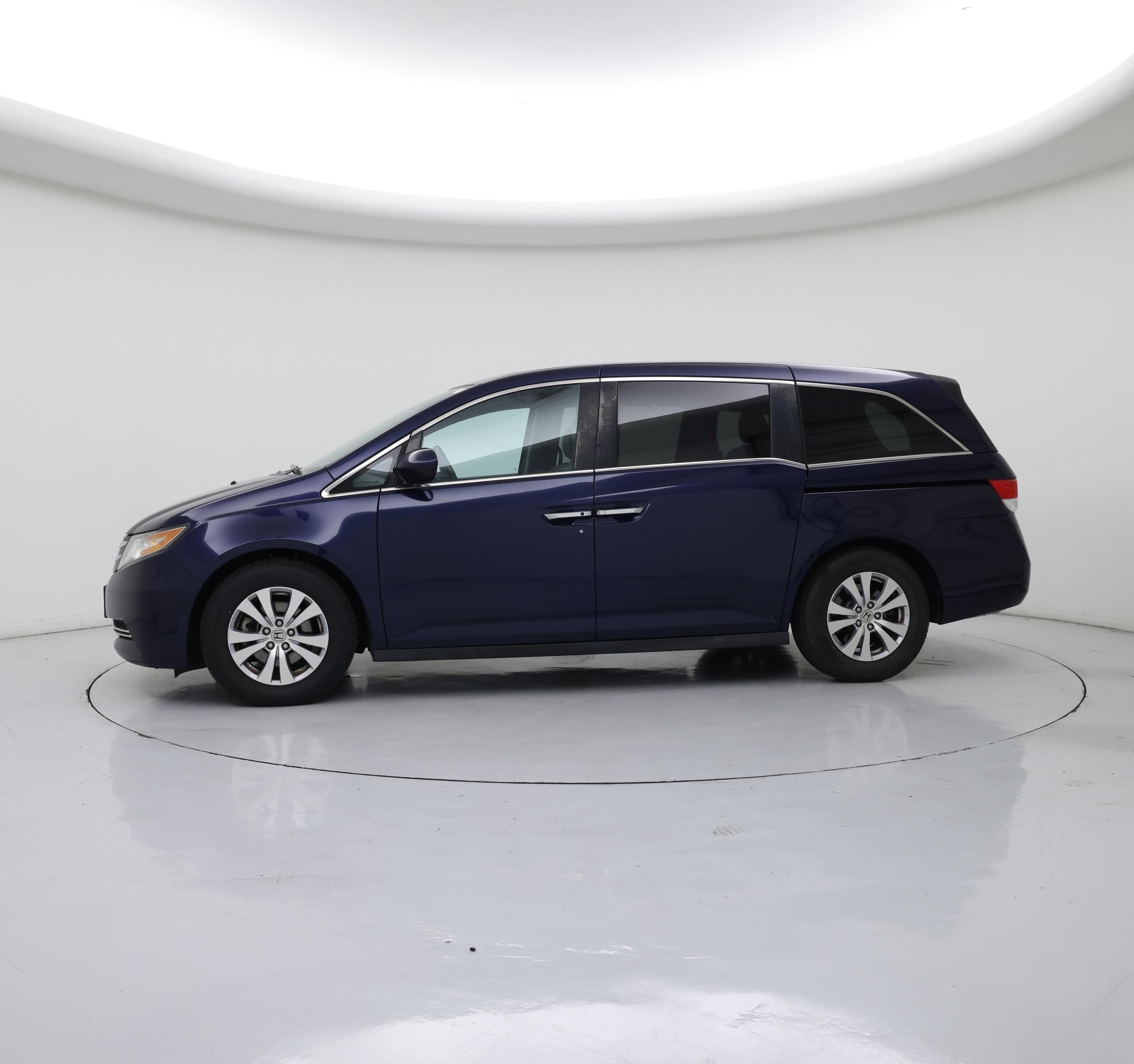 Thumbnail: 2016 Honda Odyssey - 3
