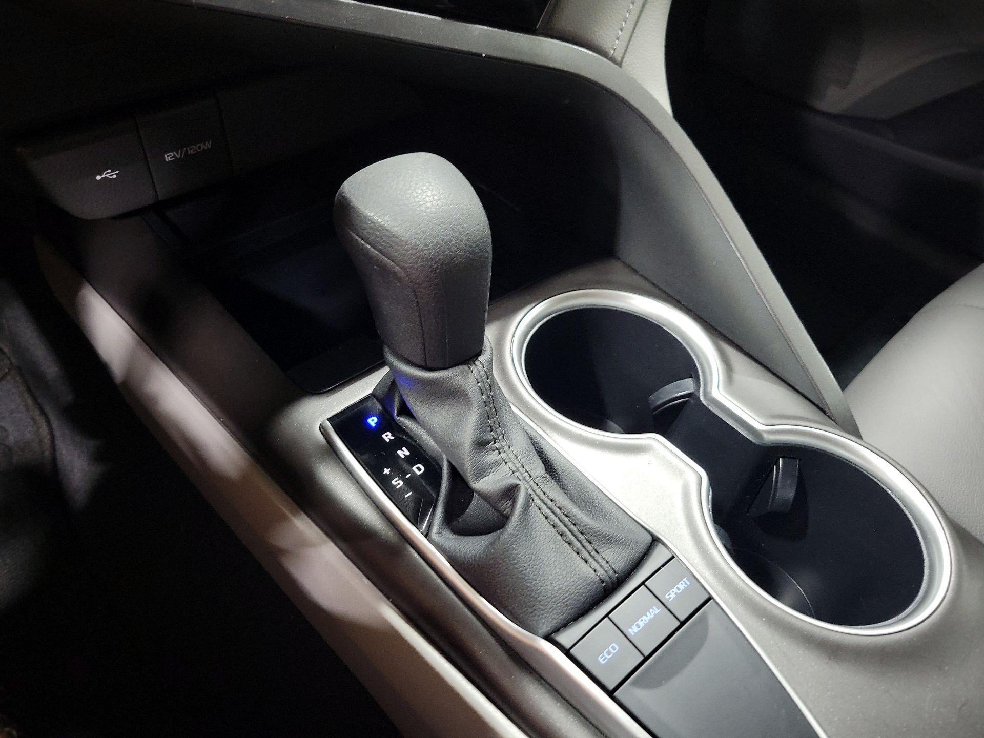 Thumbnail: 2024 Toyota Camry - 17
