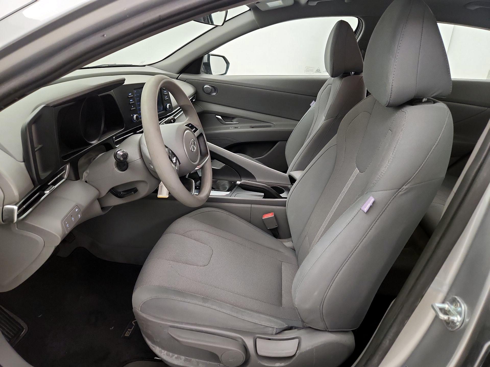 Thumbnail: 2021 Hyundai Elantra - 11