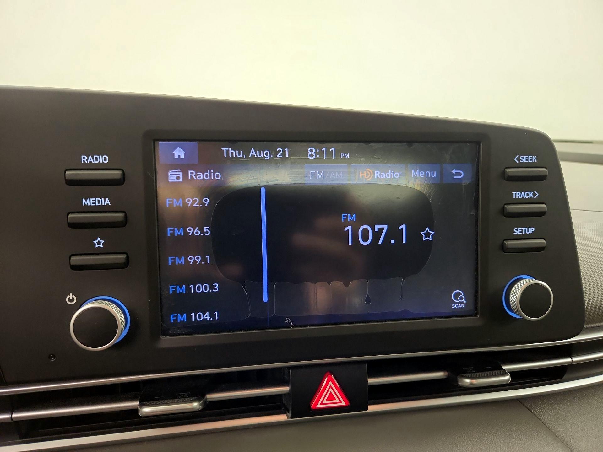Thumbnail: 2021 Hyundai Elantra - 15