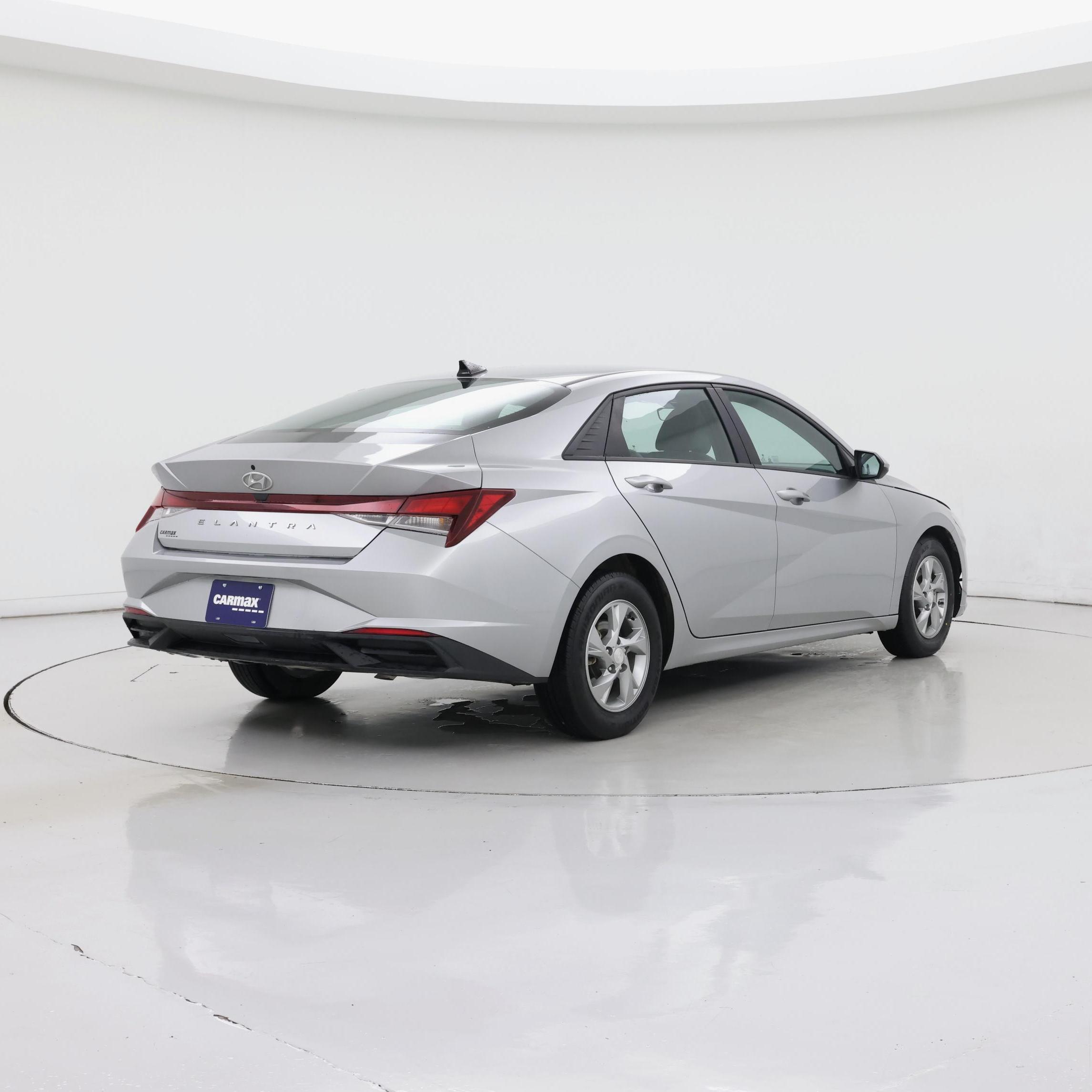 Thumbnail: 2021 Hyundai Elantra - 8