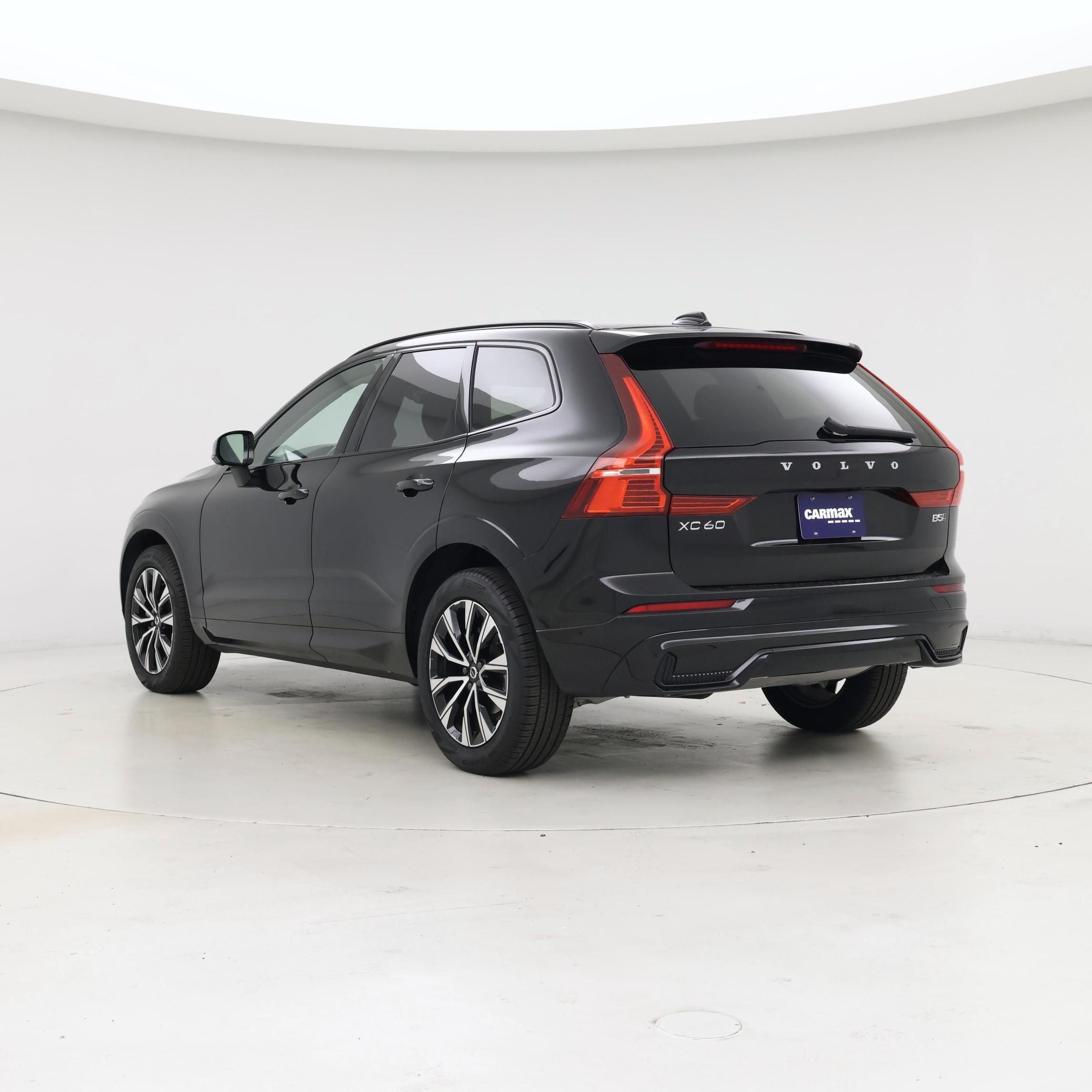 Thumbnail: 2025 Volvo XC60 - 2