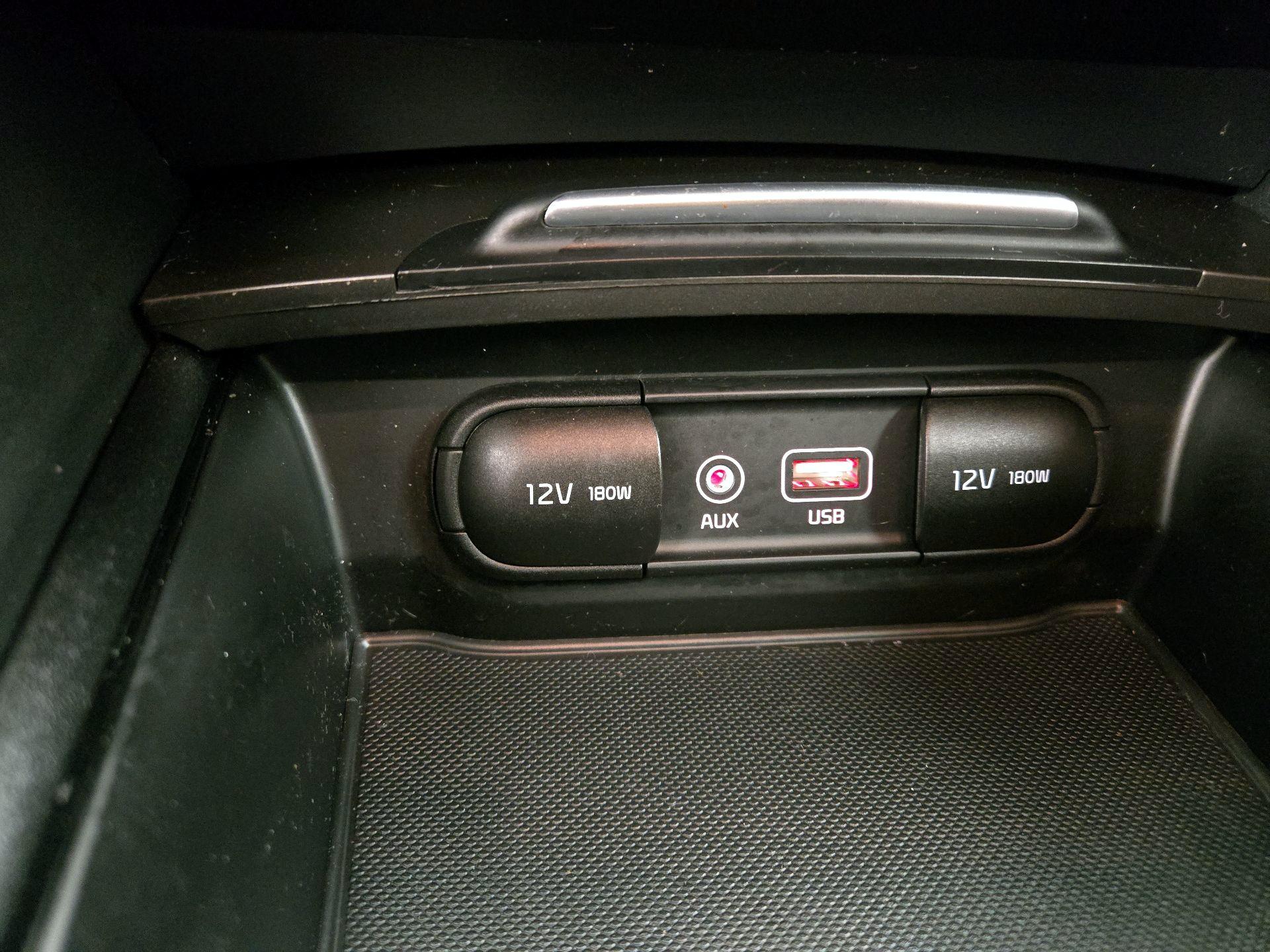 Thumbnail: 2019 Kia Optima - 18