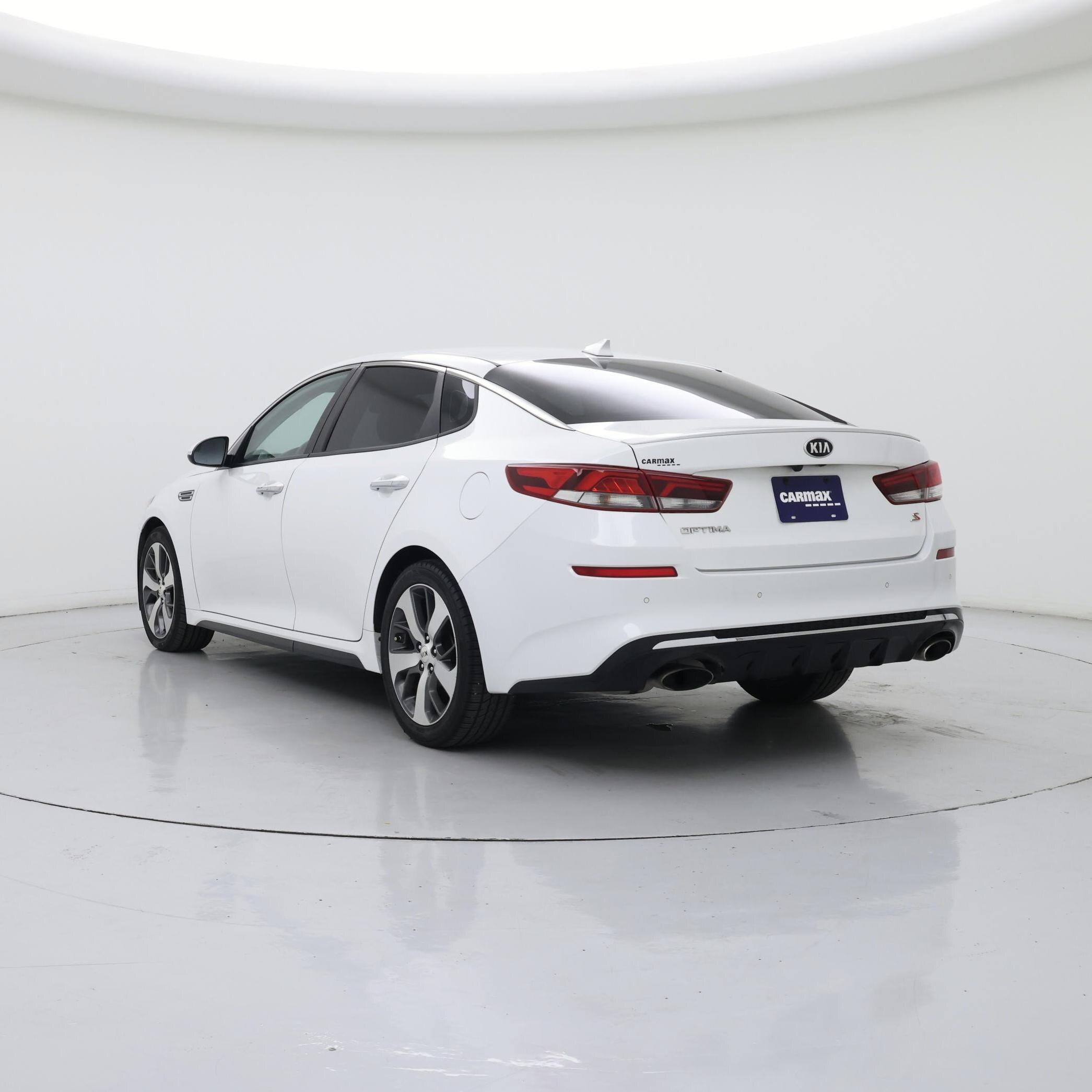 Thumbnail: 2019 Kia Optima - 2