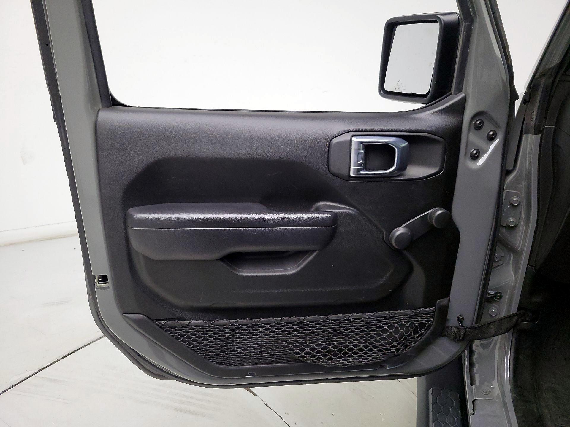 Thumbnail: 2022 Jeep Wrangler - 12