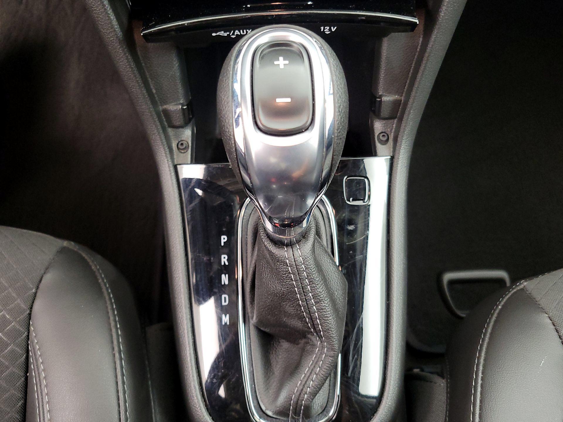 Thumbnail: 2022 Buick Encore - 17