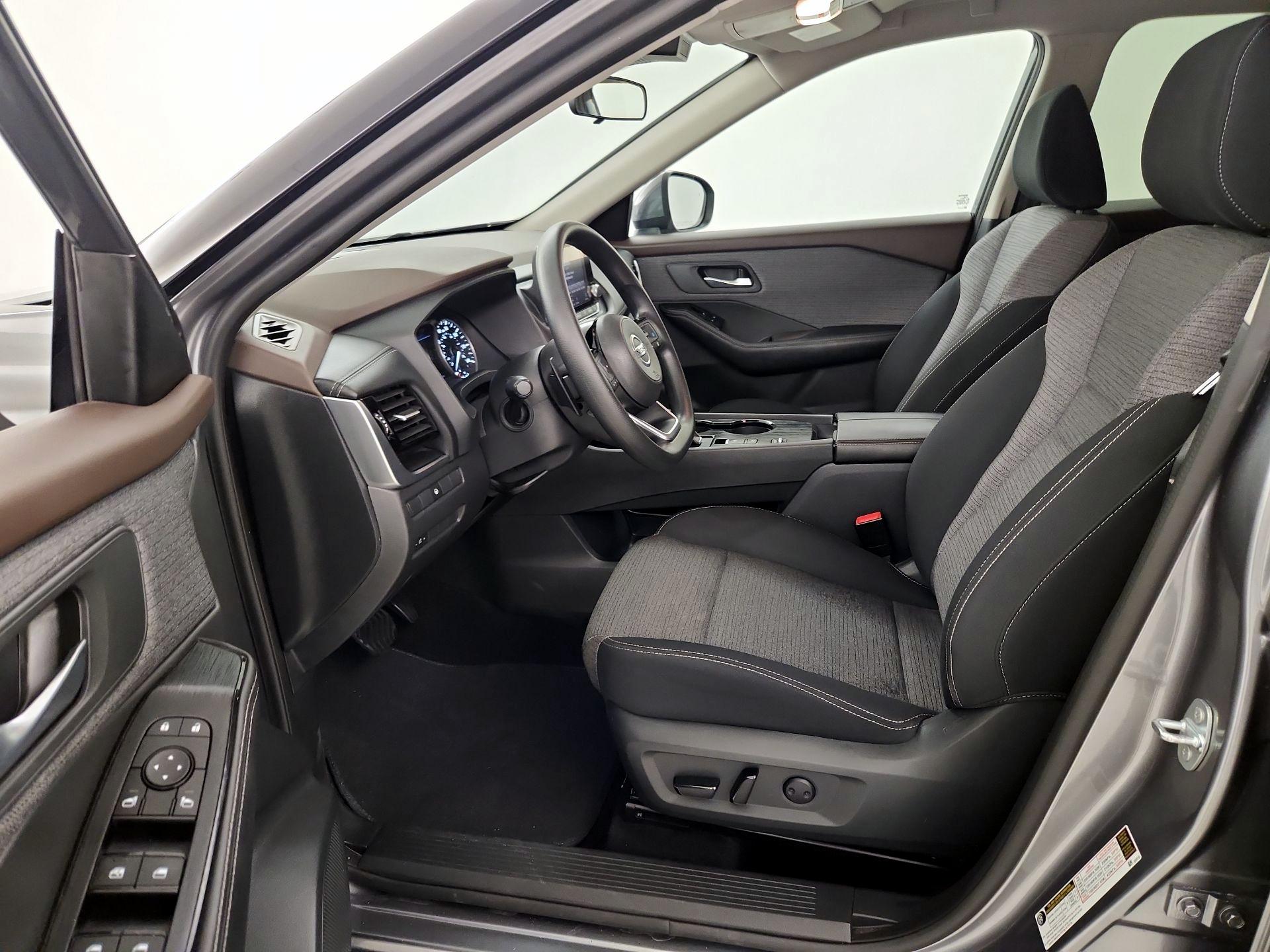 Thumbnail: 2021 Nissan Rogue - 11