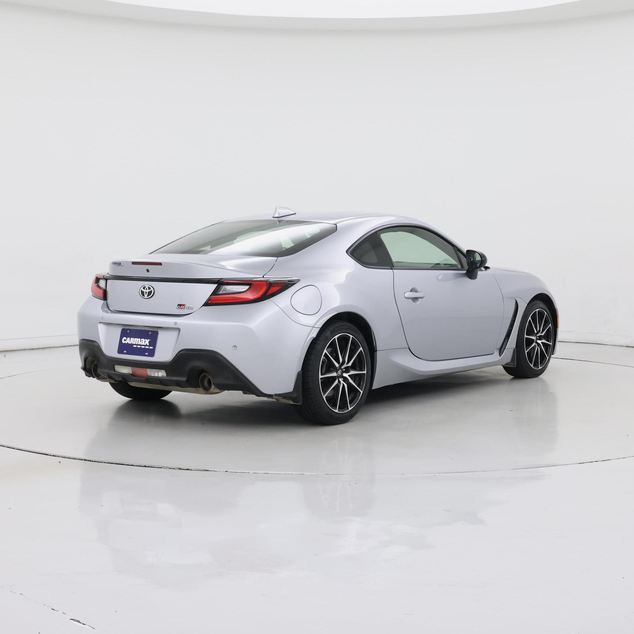 Thumbnail: 2023 Toyota GR86 - 8