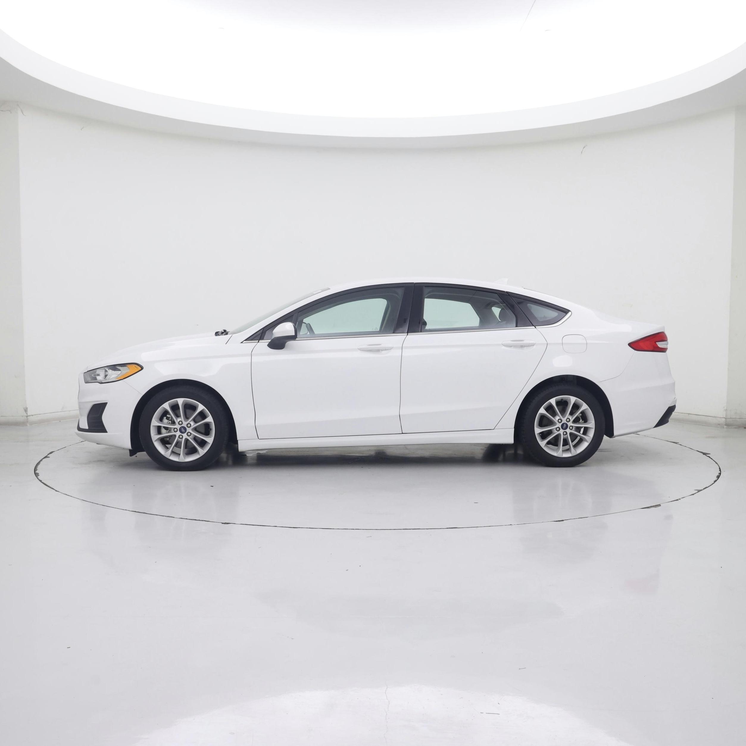 Thumbnail: 2020 Ford Fusion - 3