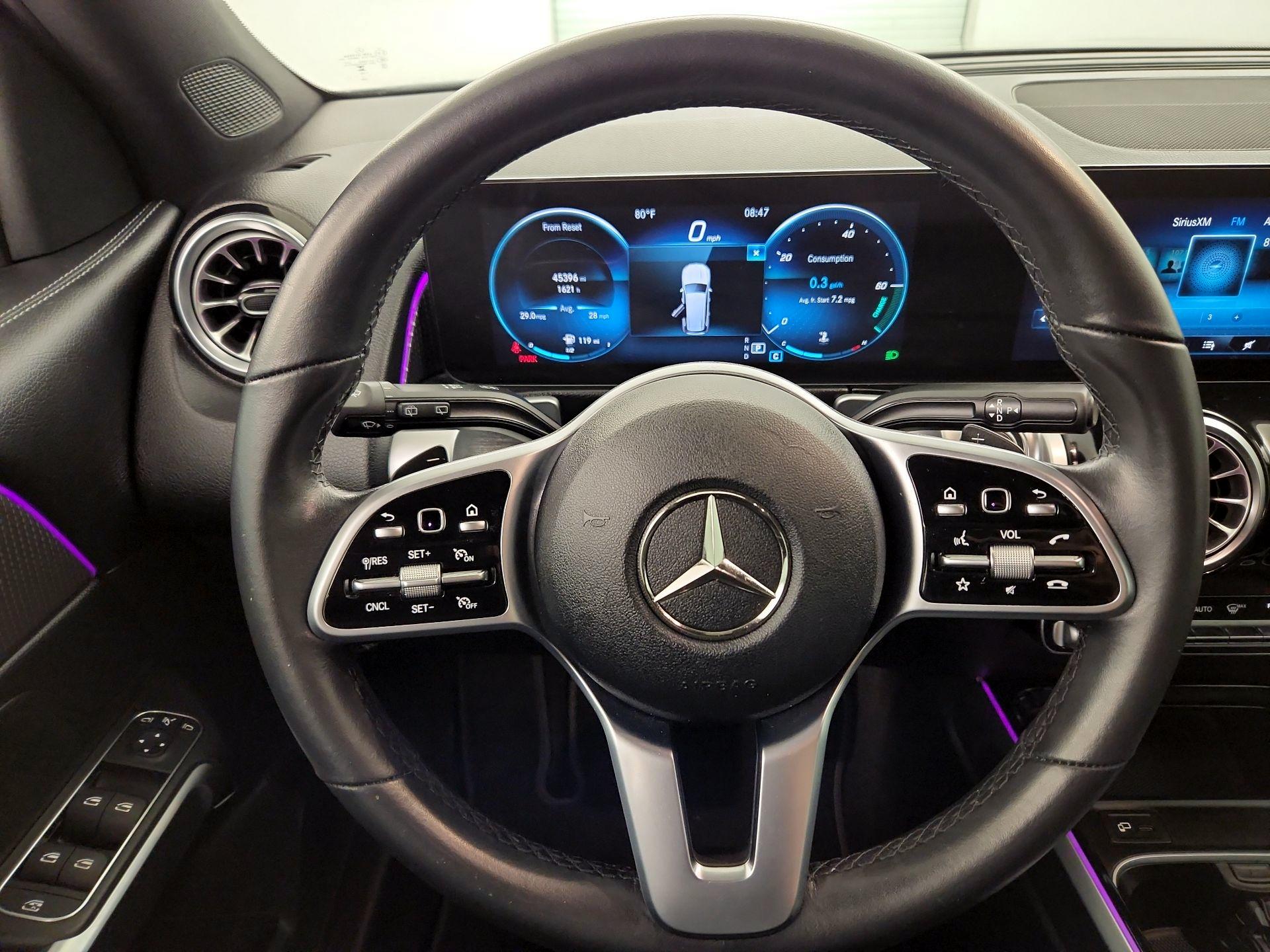 Thumbnail: 2022 Mercedes-Benz GLB - 10