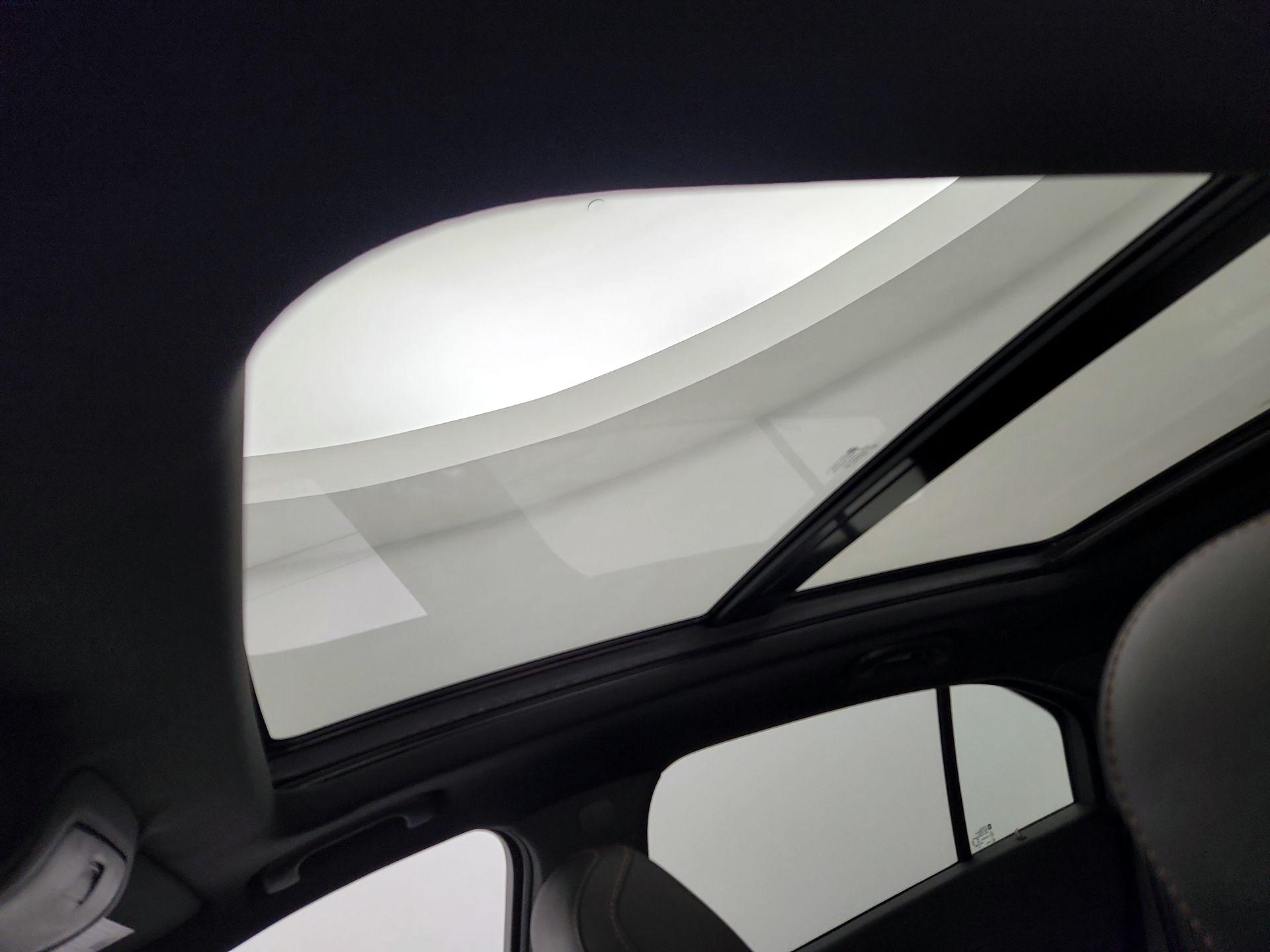 Thumbnail: 2021 Cadillac XT4 - 19