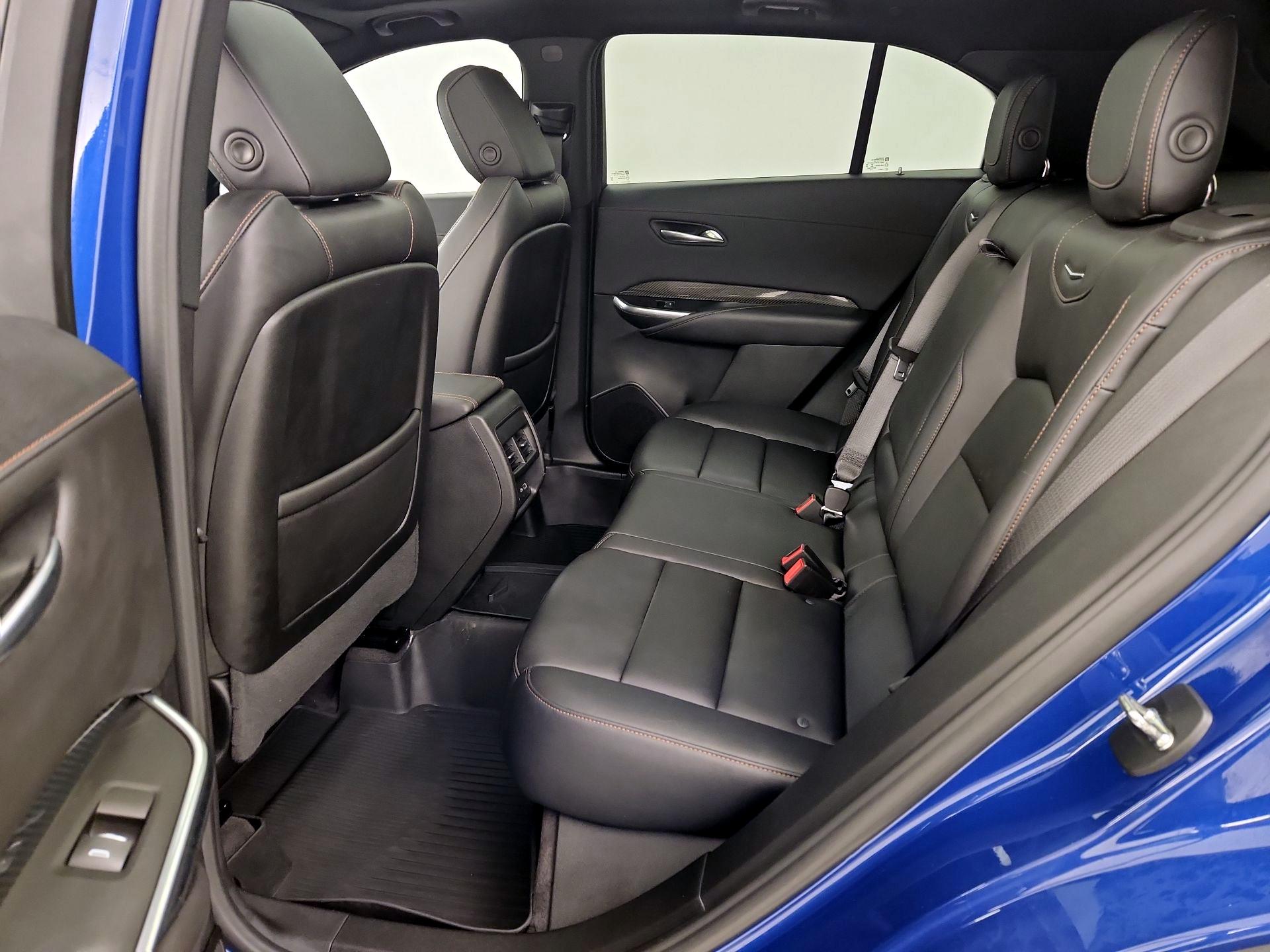 Thumbnail: 2021 Cadillac XT4 - 20