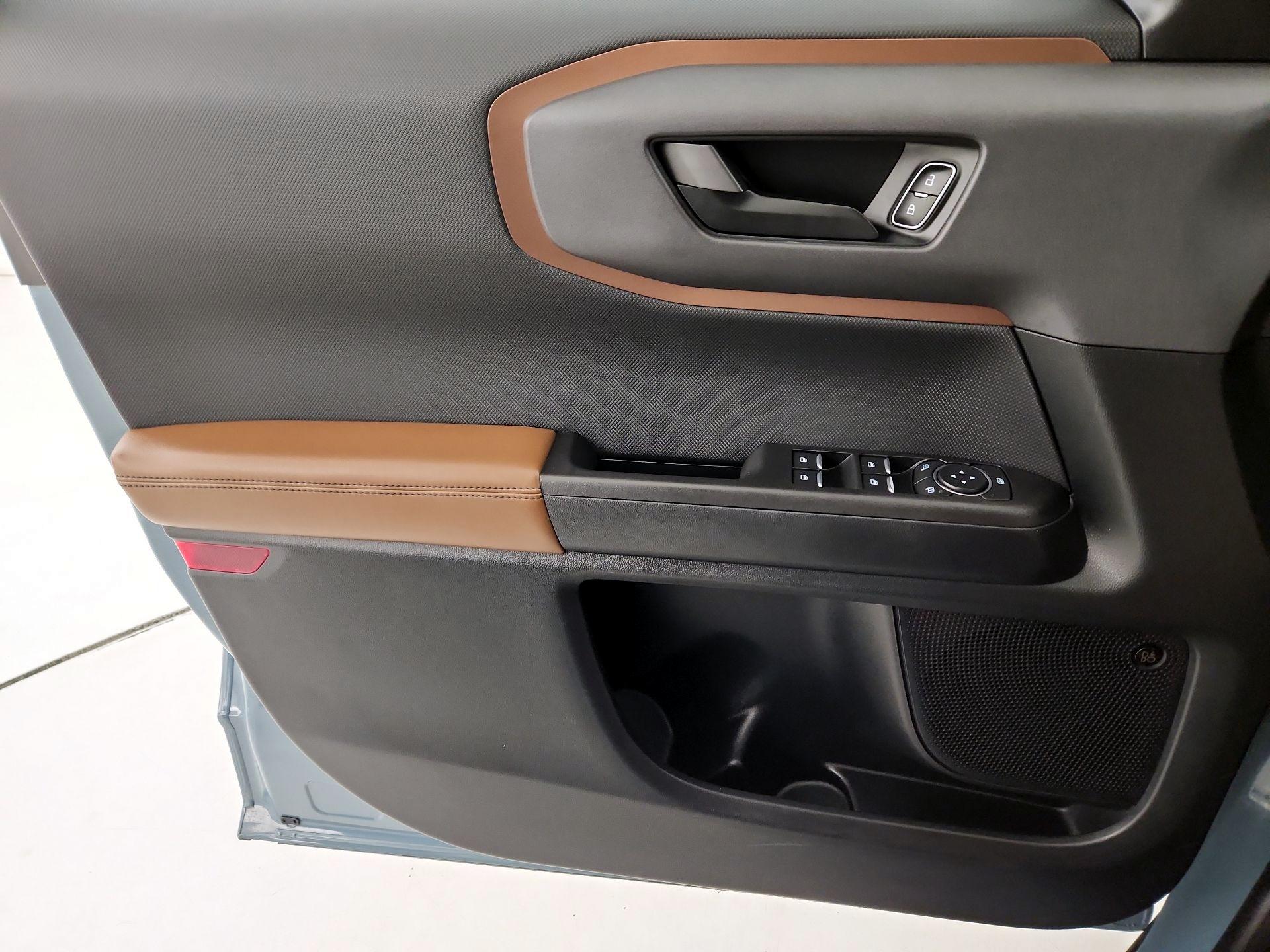 Thumbnail: 2021 Ford Bronco Sport - 12