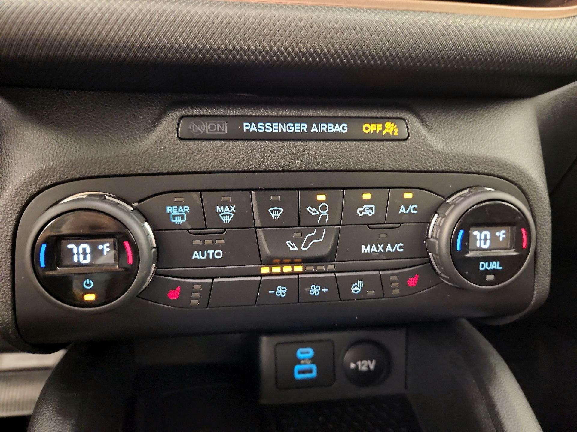 Thumbnail: 2021 Ford Bronco Sport - 17