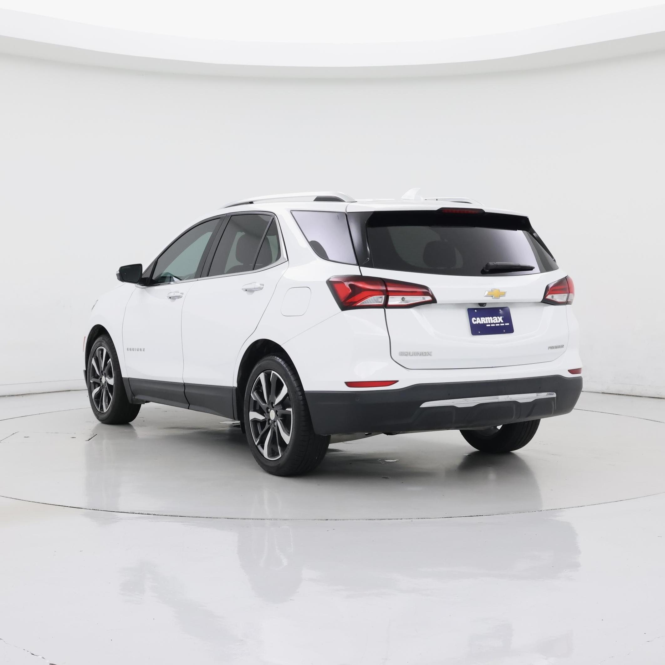 Thumbnail: 2022 Chevrolet Equinox - 2