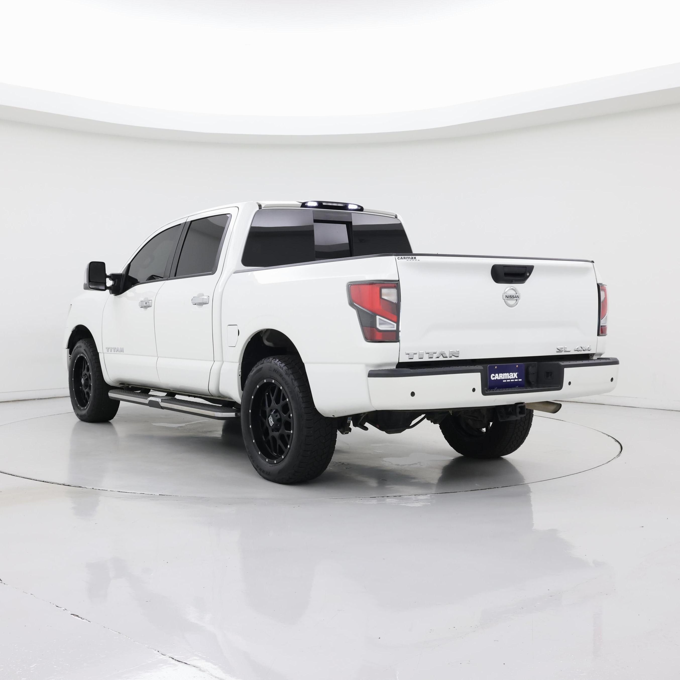 Thumbnail: 2021 Nissan Titan - 2