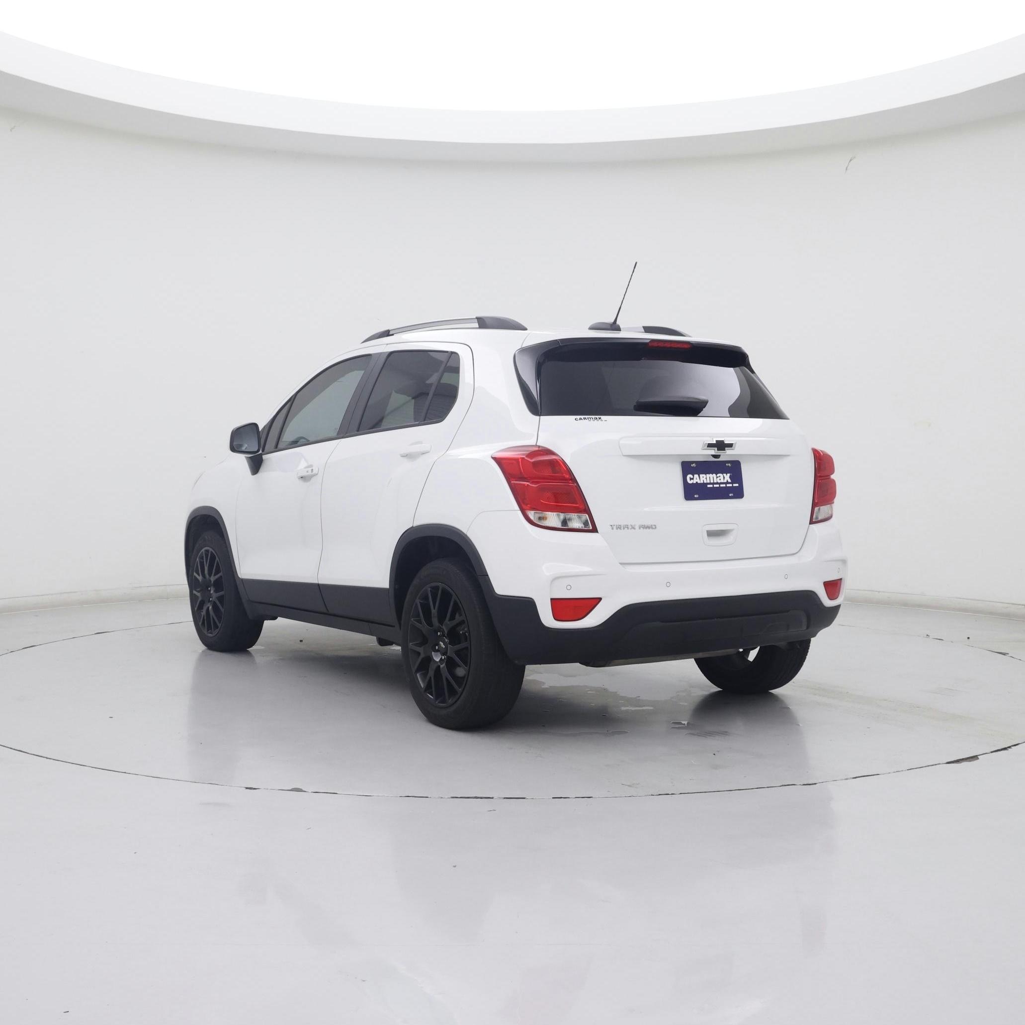 Thumbnail: 2022 Chevrolet Trax - 2