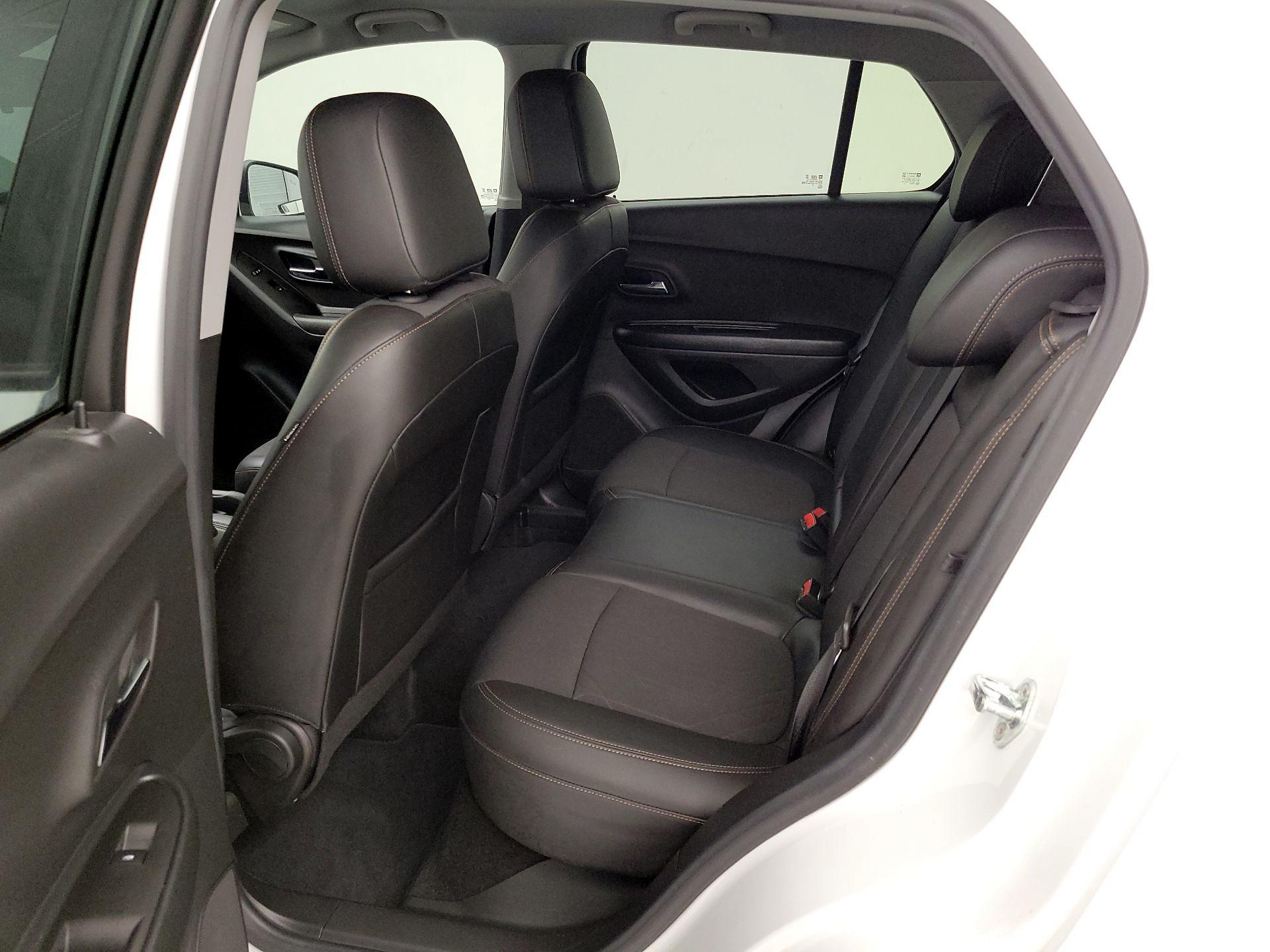 Thumbnail: 2022 Chevrolet Trax - 19