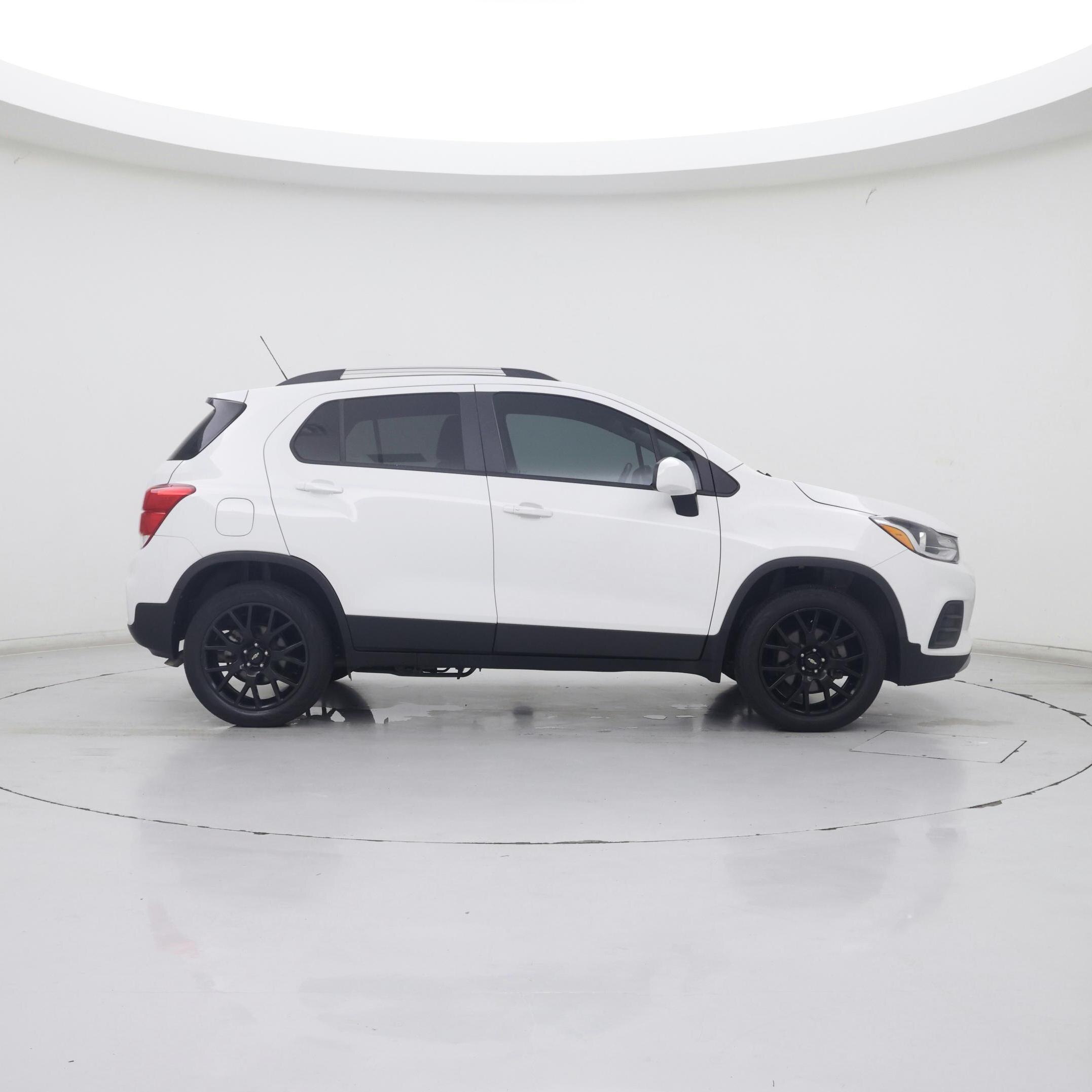 Thumbnail: 2022 Chevrolet Trax - 7