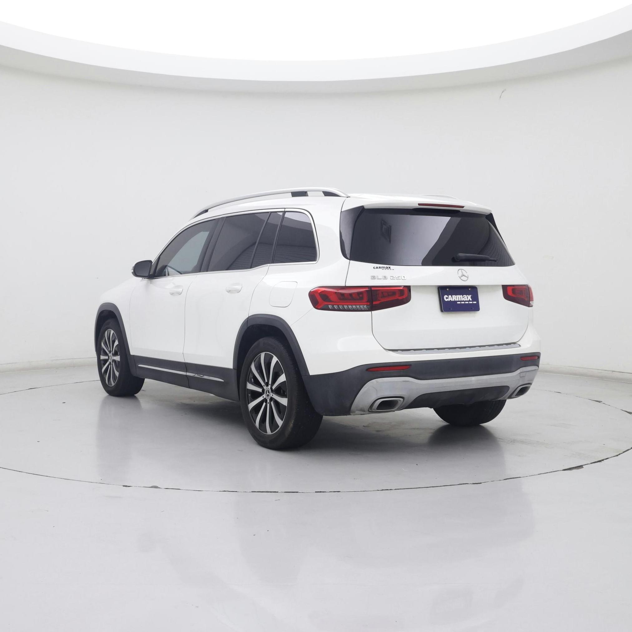 Thumbnail: 2023 Mercedes-Benz GLB - 2